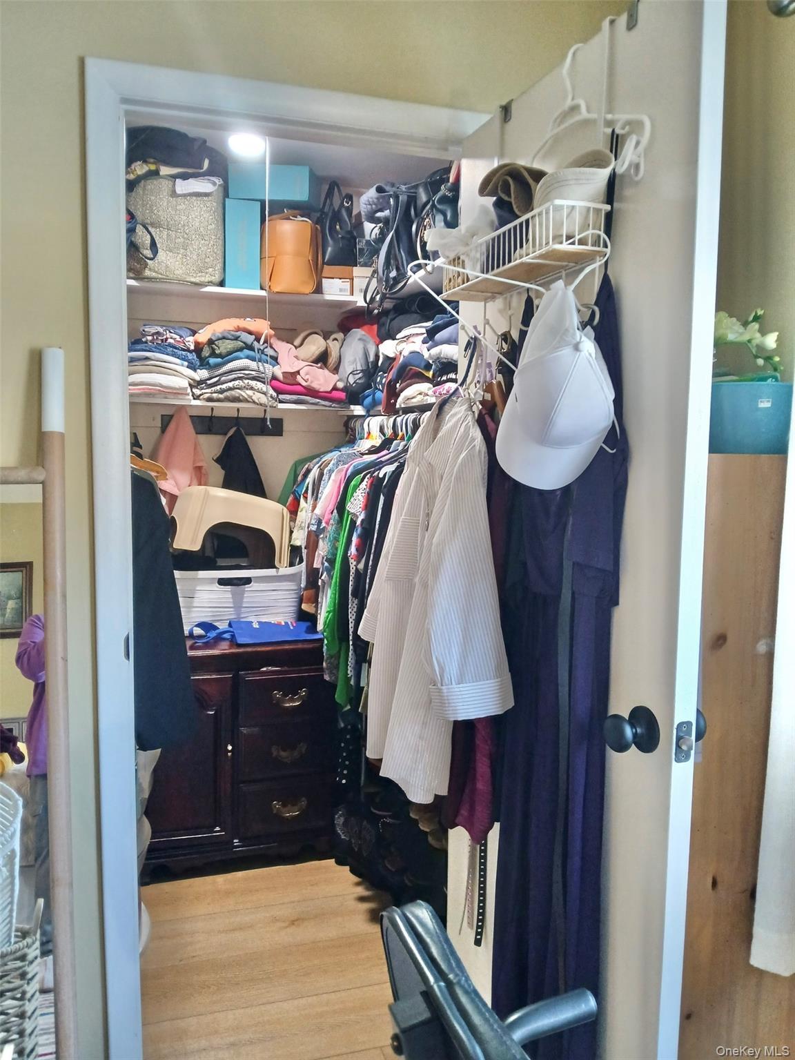 Condo Aylesbury  Suffolk County, NY 11961, MLS-971851-11