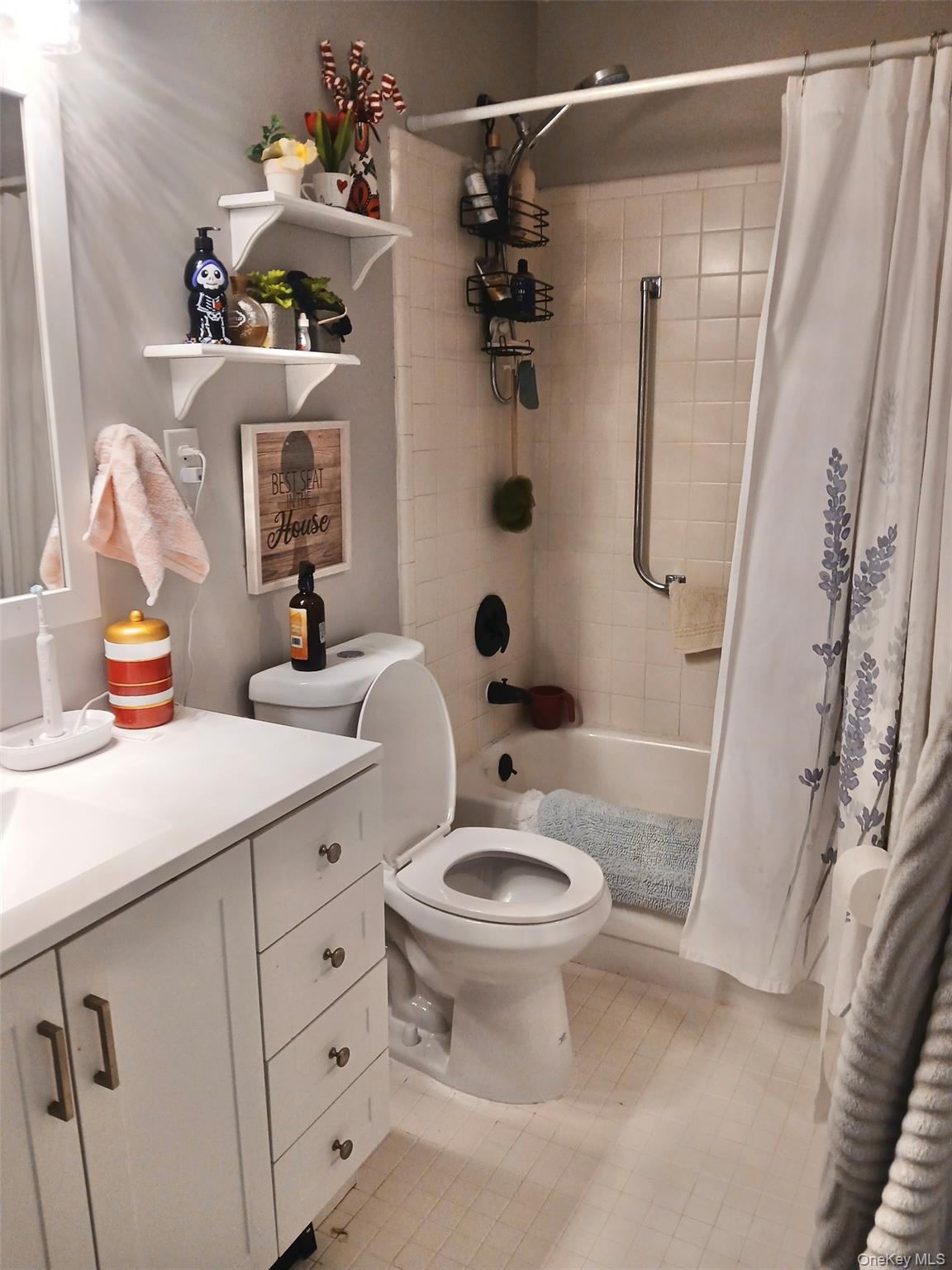 Condo Aylesbury  Suffolk County, NY 11961, MLS-971851-12