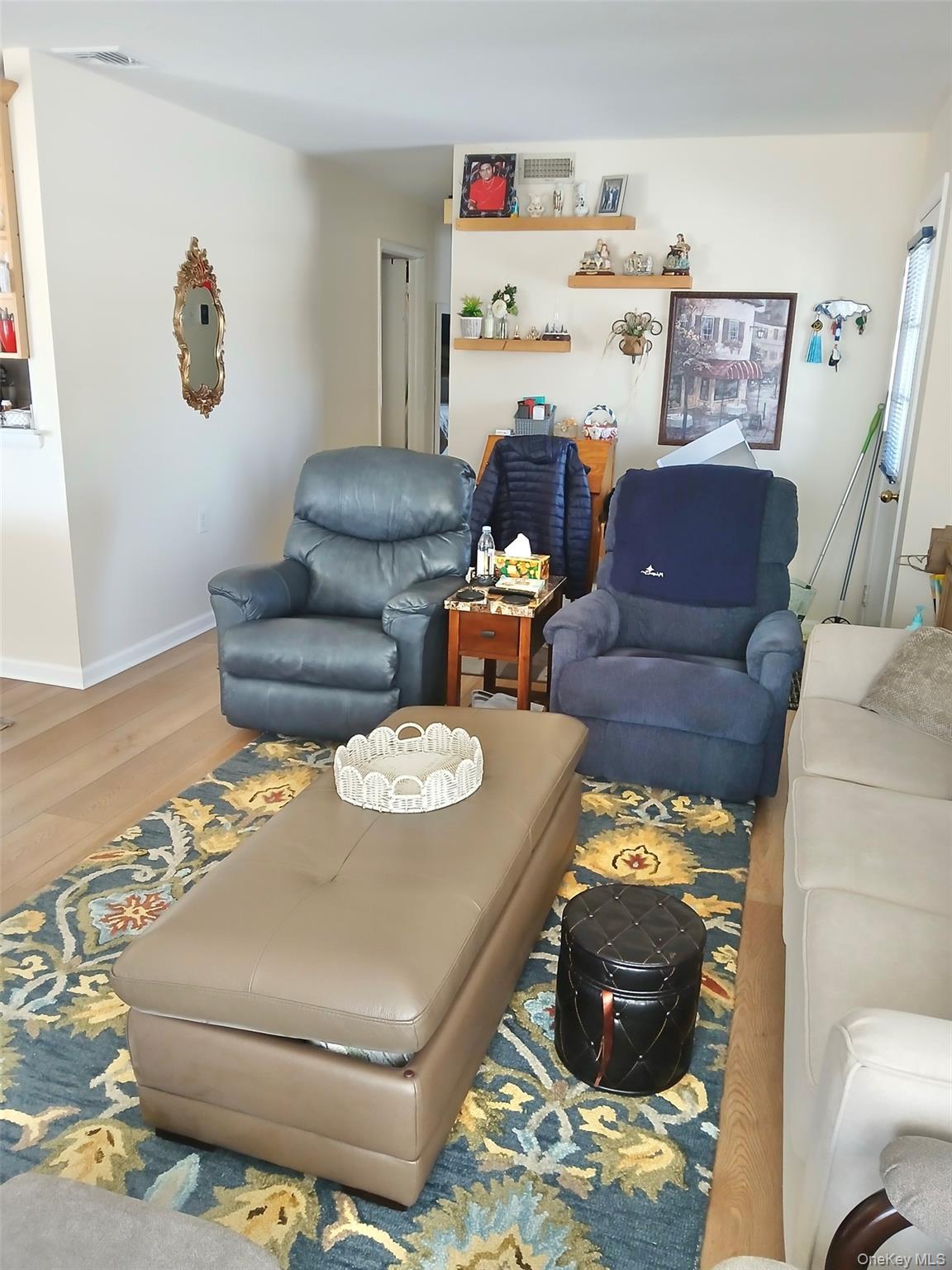 Condo Aylesbury  Suffolk County, NY 11961, MLS-971851-6