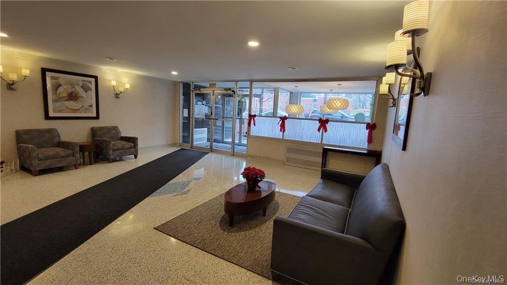 Coop Riverdale  Bronx, NY 10471, MLS-971858-2