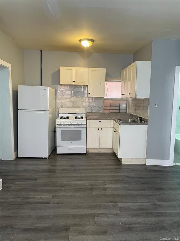 Single Family 224th Bronx, NY 10466, MLS-971933-2