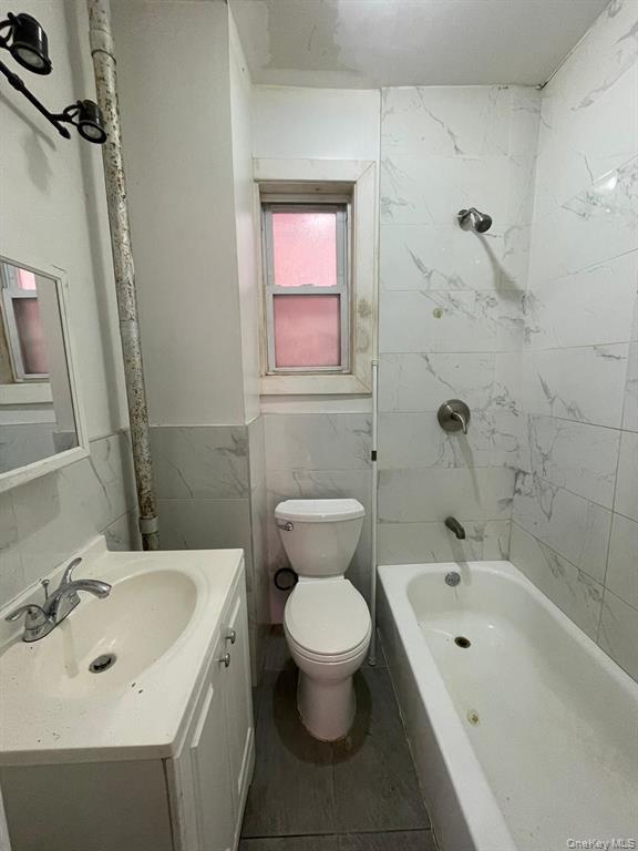 Single Family 224th Bronx, NY 10466, MLS-971933-5