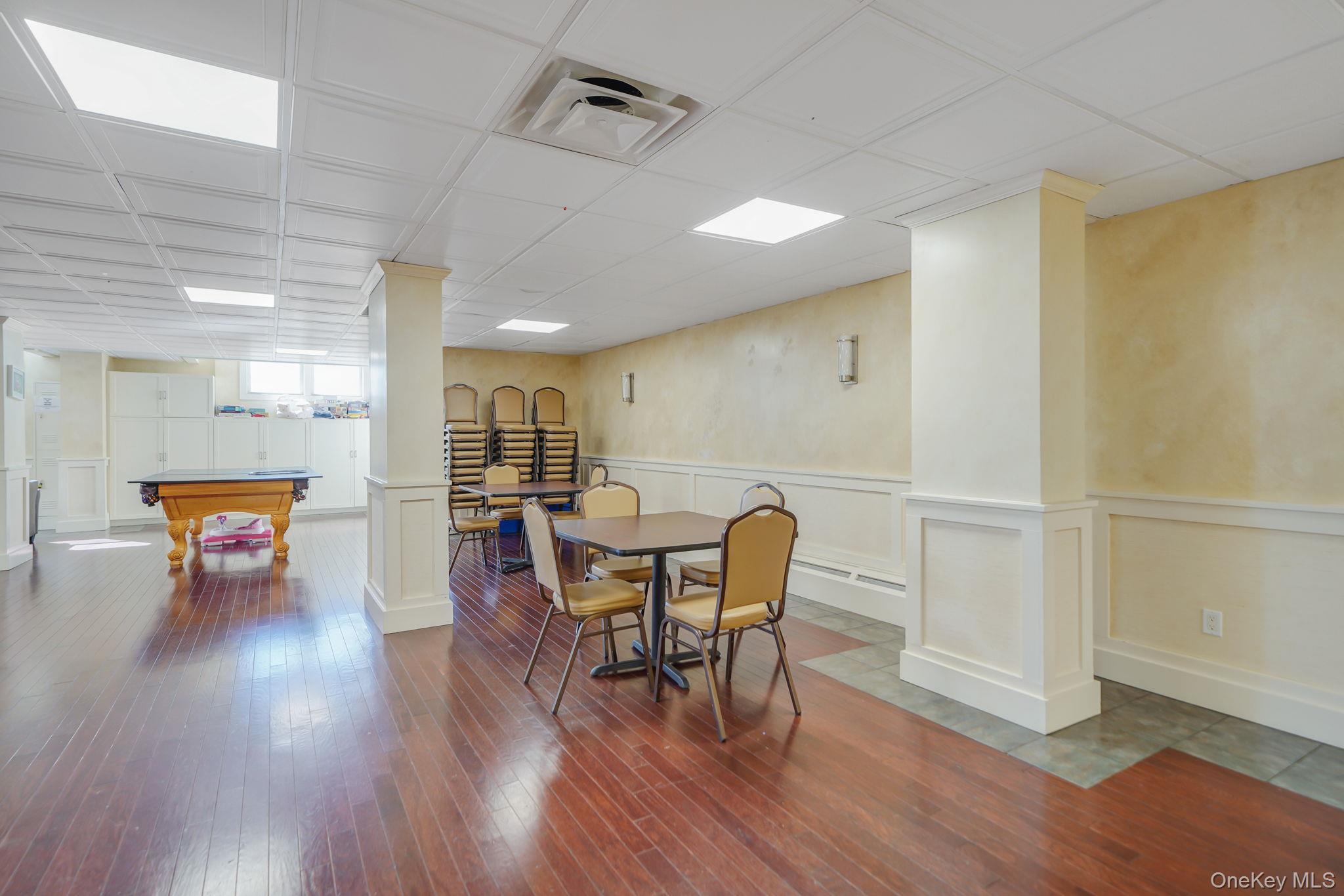 Coop Shore  Nassau County, NY 11561, MLS-971935-18