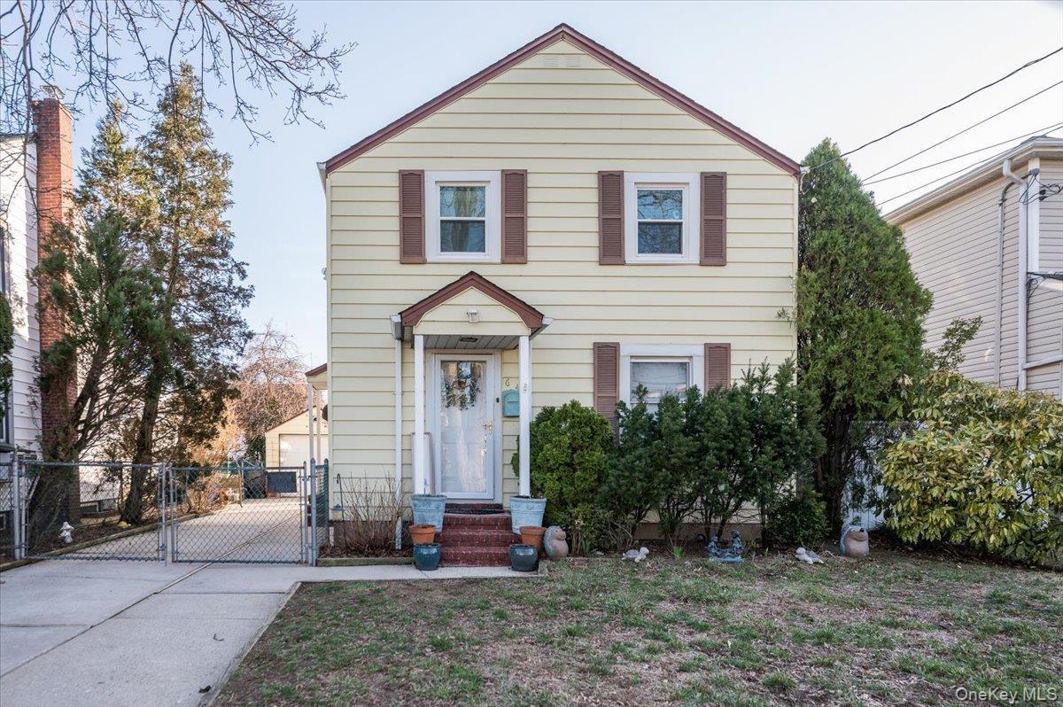 Single Family Chester  Nassau County, NY 11580, MLS-971948-16