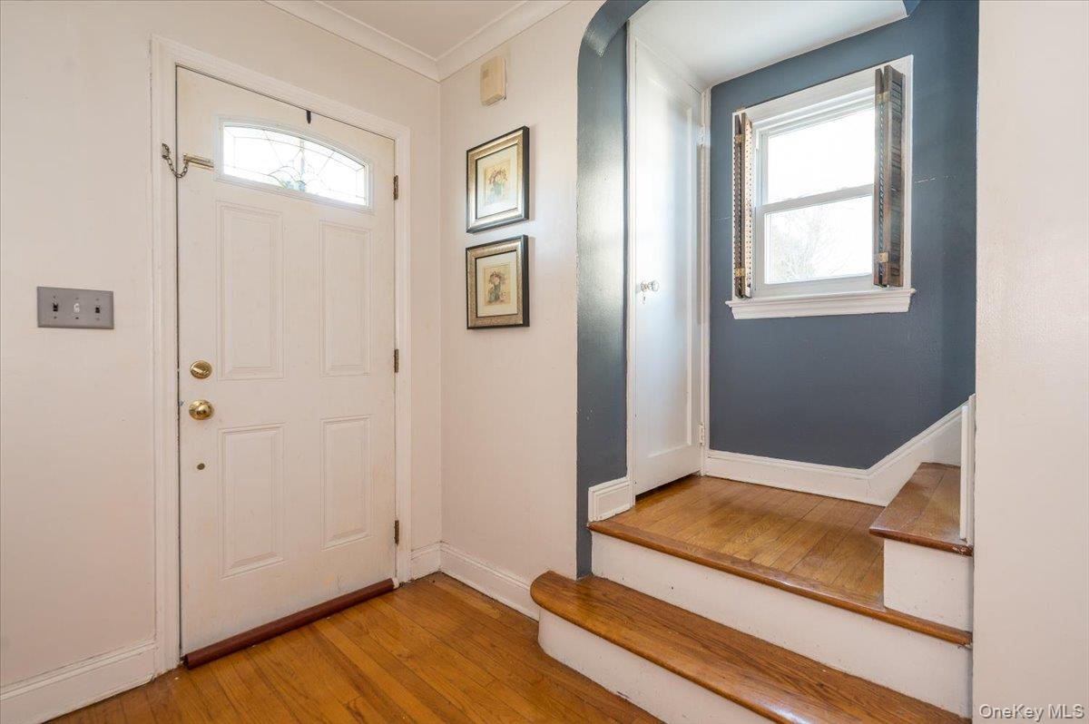 Single Family Chester  Nassau County, NY 11580, MLS-971948-2