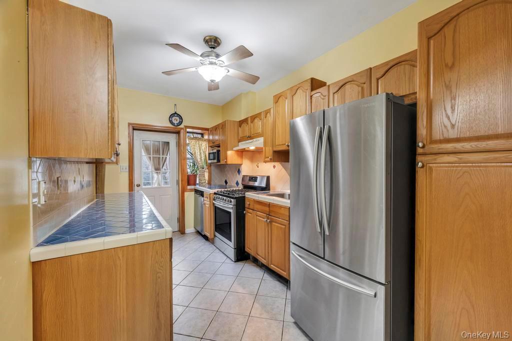 Single Family 3rd  Brooklyn, NY 11218, MLS-971952-7