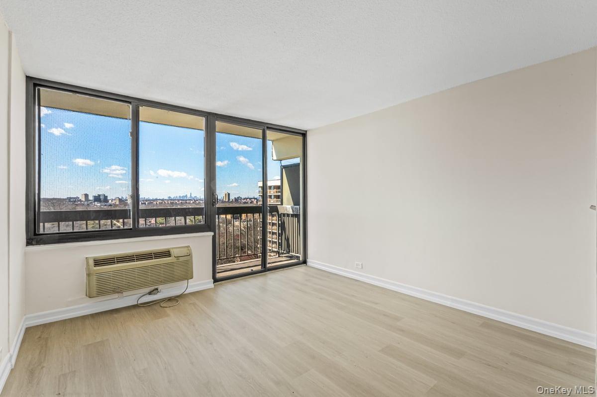 Condo Union  Queens, NY 11367, MLS-971953-14