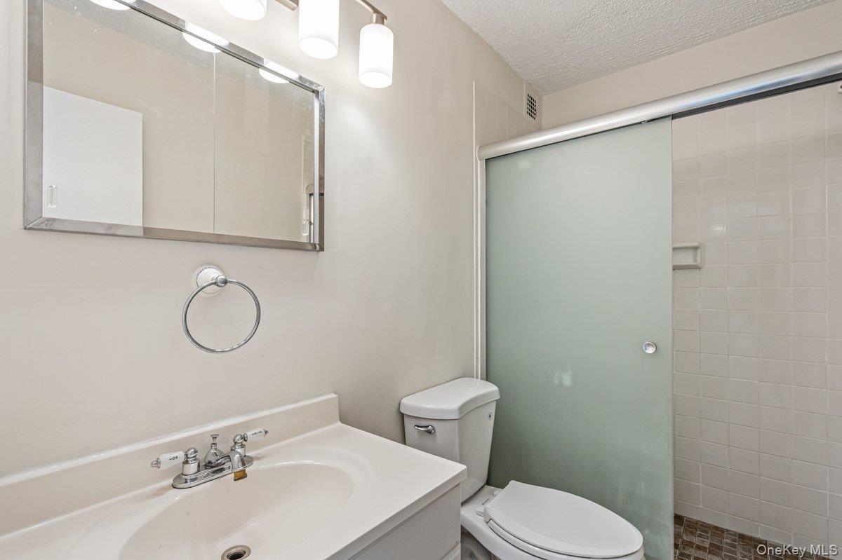 Condo Union  Queens, NY 11367, MLS-971953-20