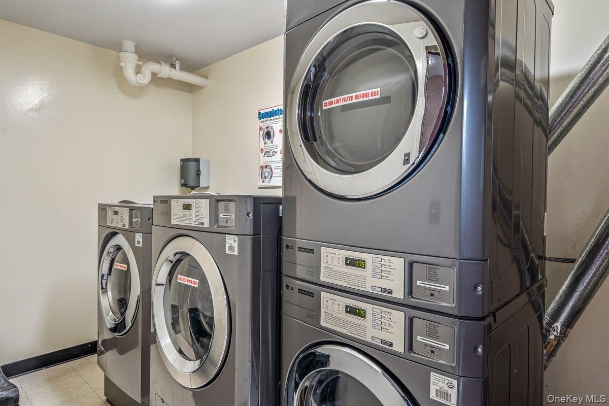 Condo Union  Queens, NY 11367, MLS-971953-23