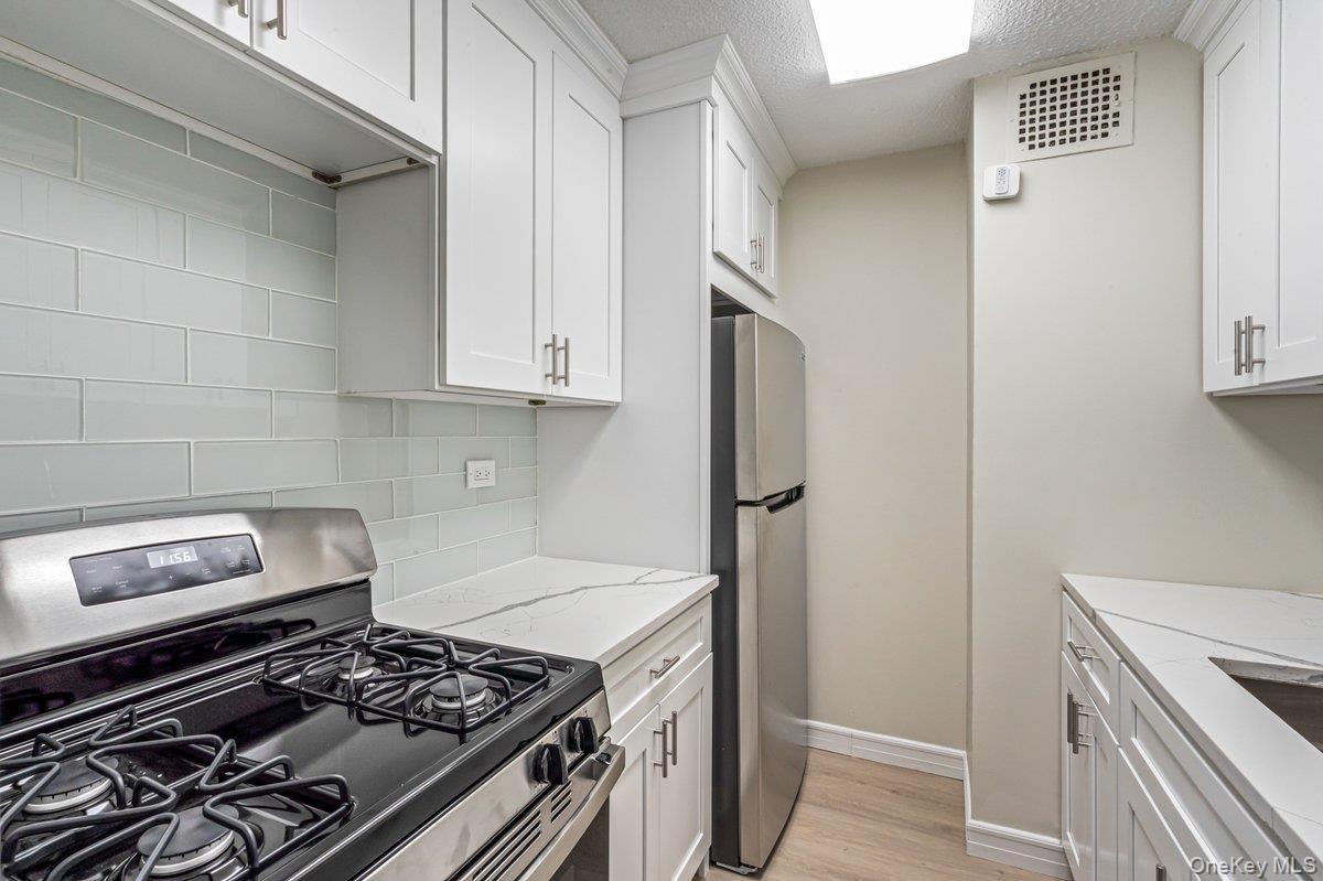 Condo Union  Queens, NY 11367, MLS-971953-8