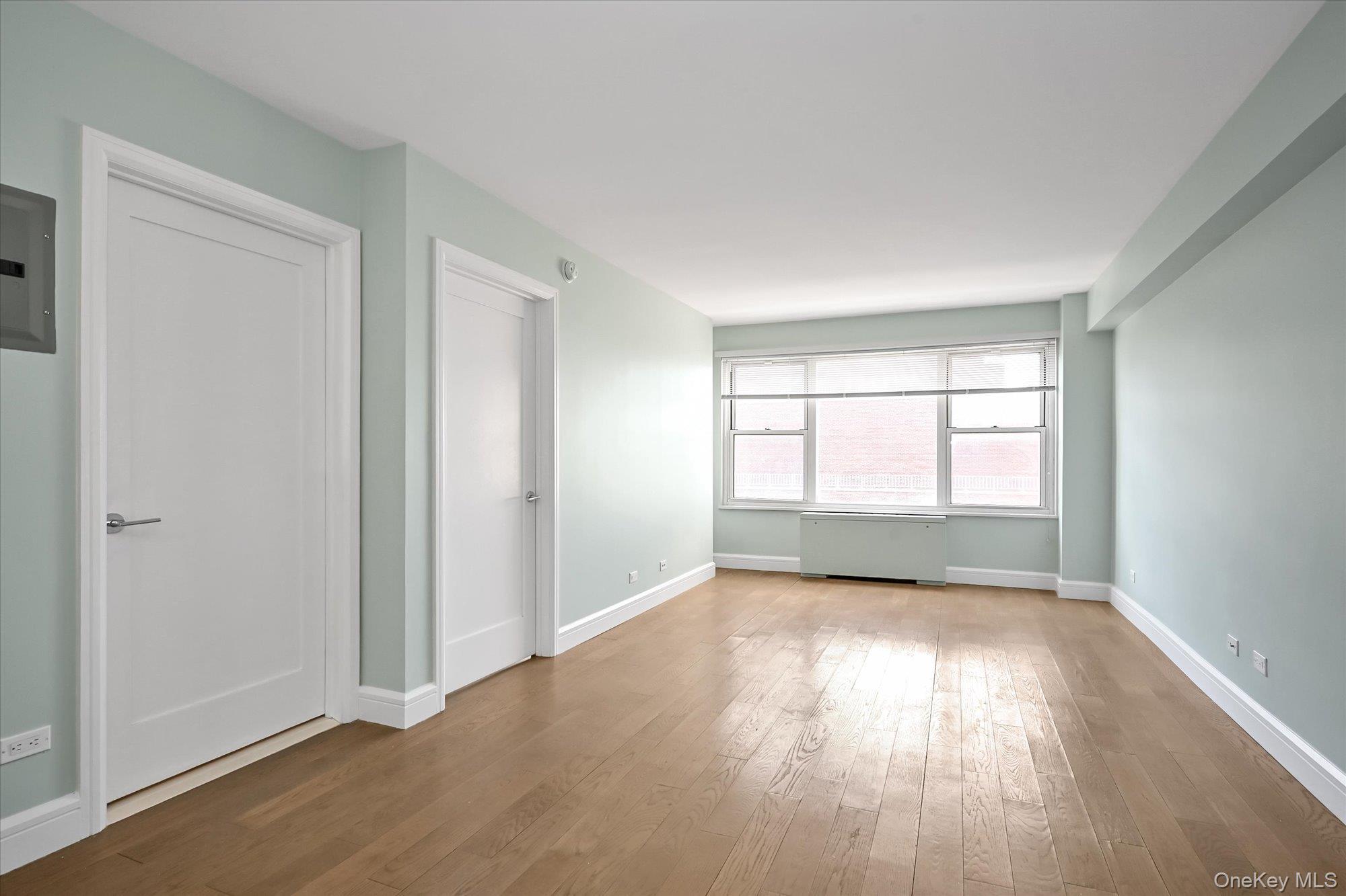 Coop Queens  Queens, NY 11375, MLS-971958-2