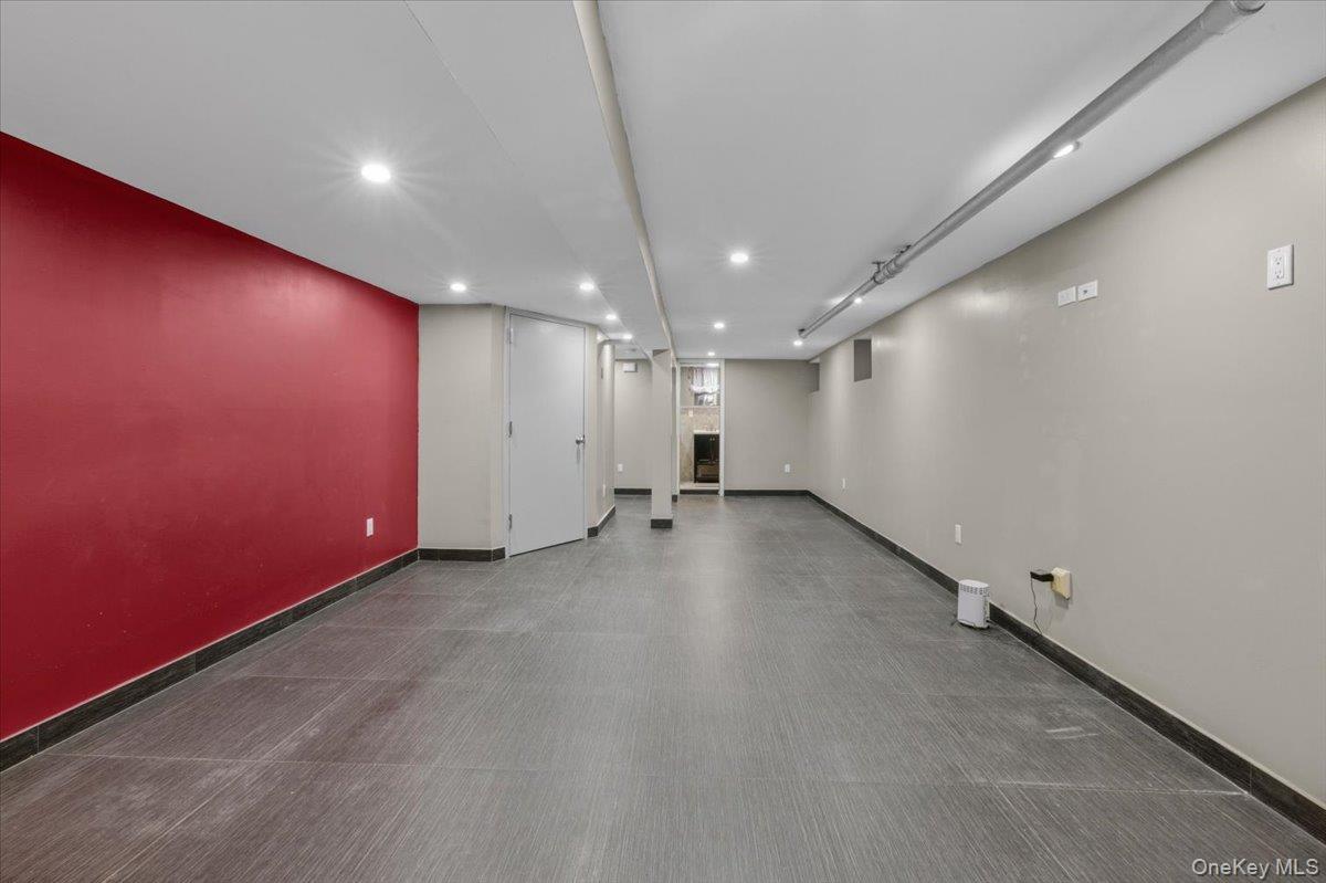 Single Family 60th  Queens, NY 11385, MLS-971969-19