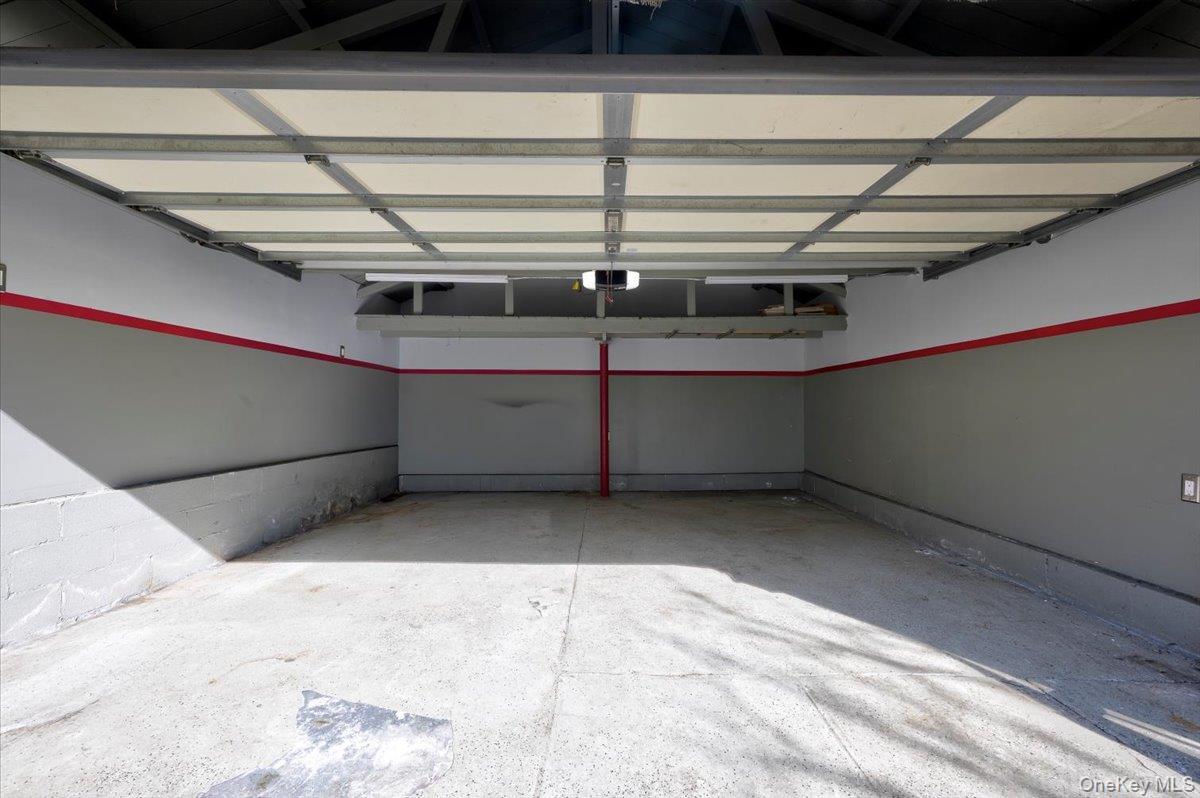 Single Family 60th  Queens, NY 11385, MLS-971969-25