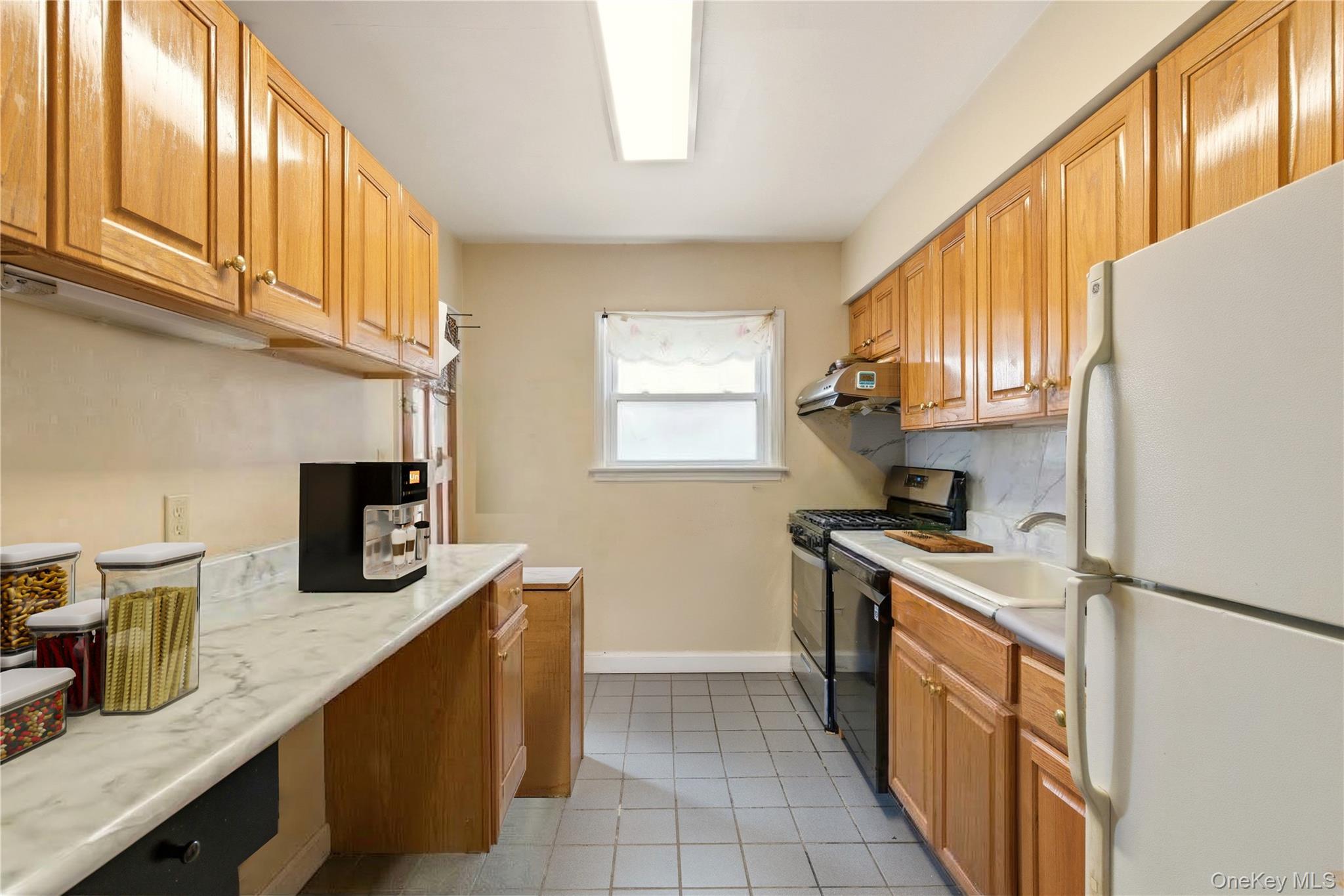 Single Family 217th  Queens, NY 11364, MLS-971970-15