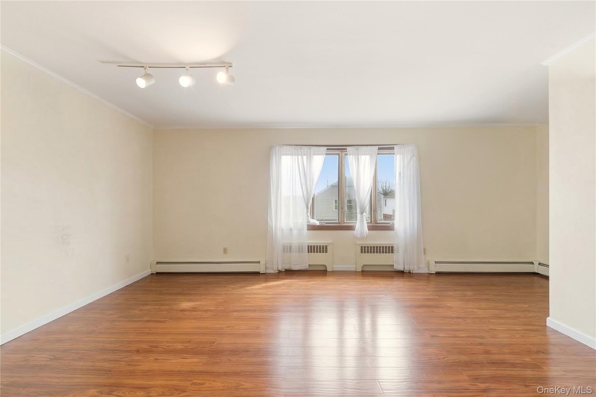 Single Family 217th  Queens, NY 11364, MLS-971970-25