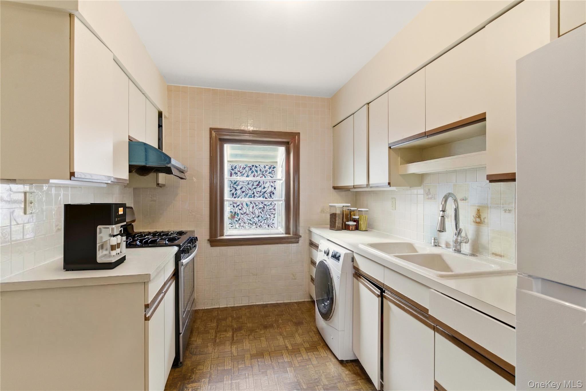 Single Family 217th  Queens, NY 11364, MLS-971970-4