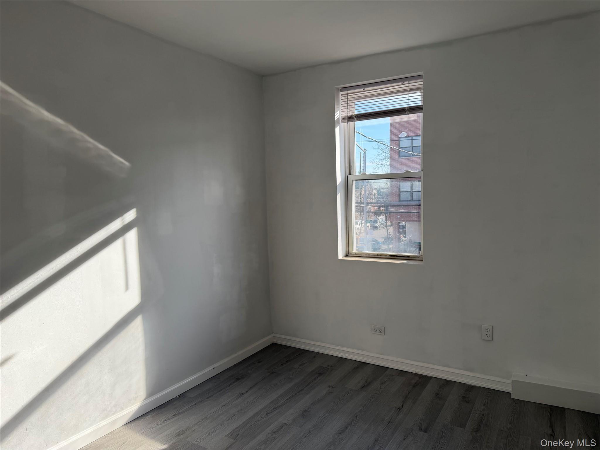 Single Family 69th  Queens, NY 11377, MLS-972013-10