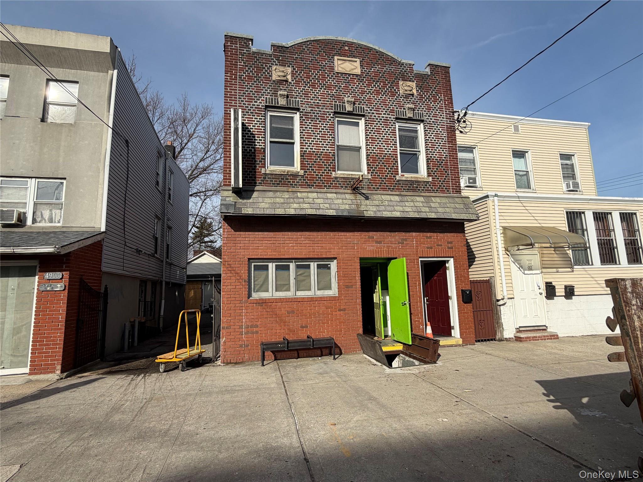 Single Family 69th  Queens, NY 11377, MLS-972013-2