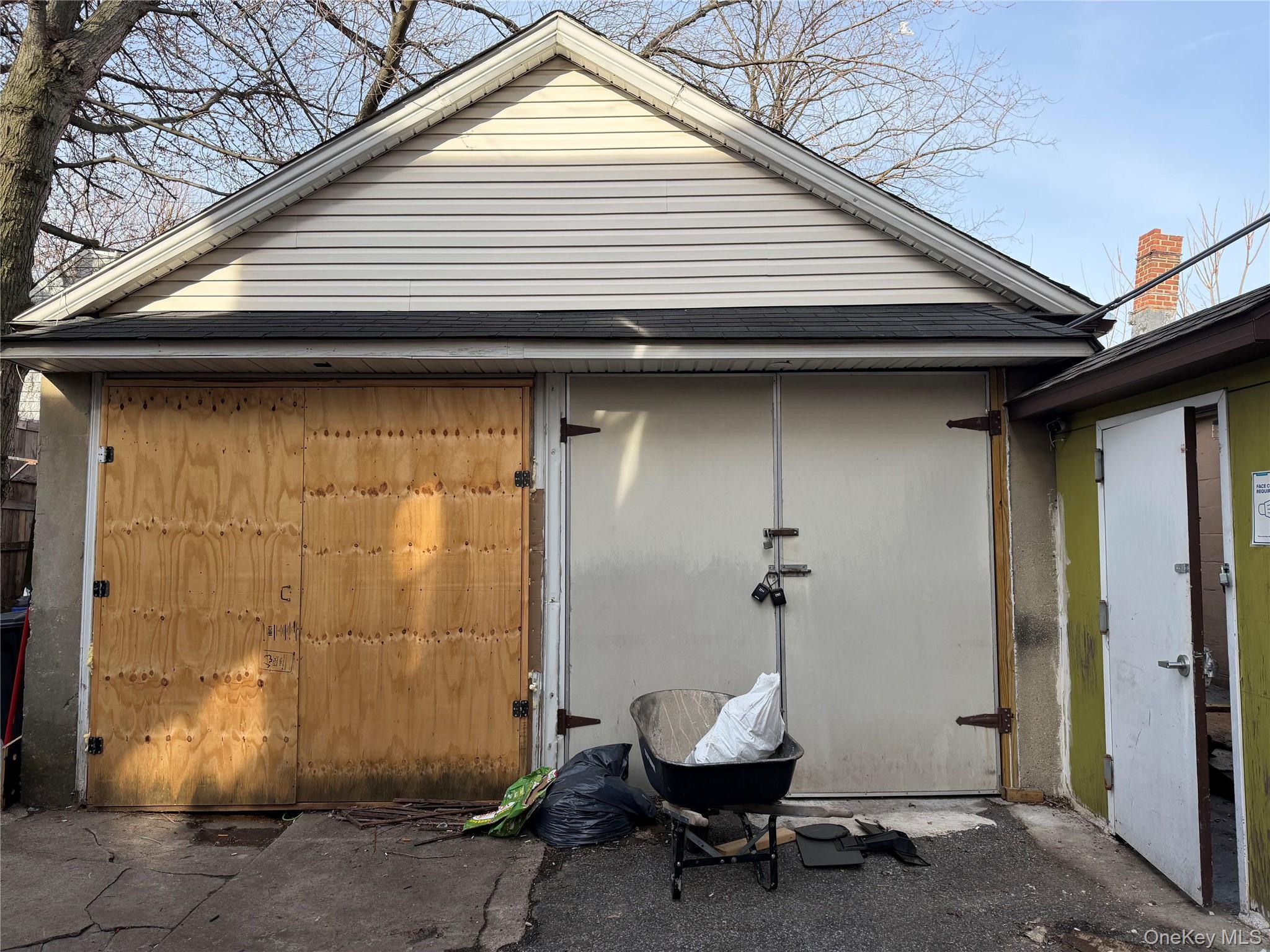 Single Family 69th  Queens, NY 11377, MLS-972013-3