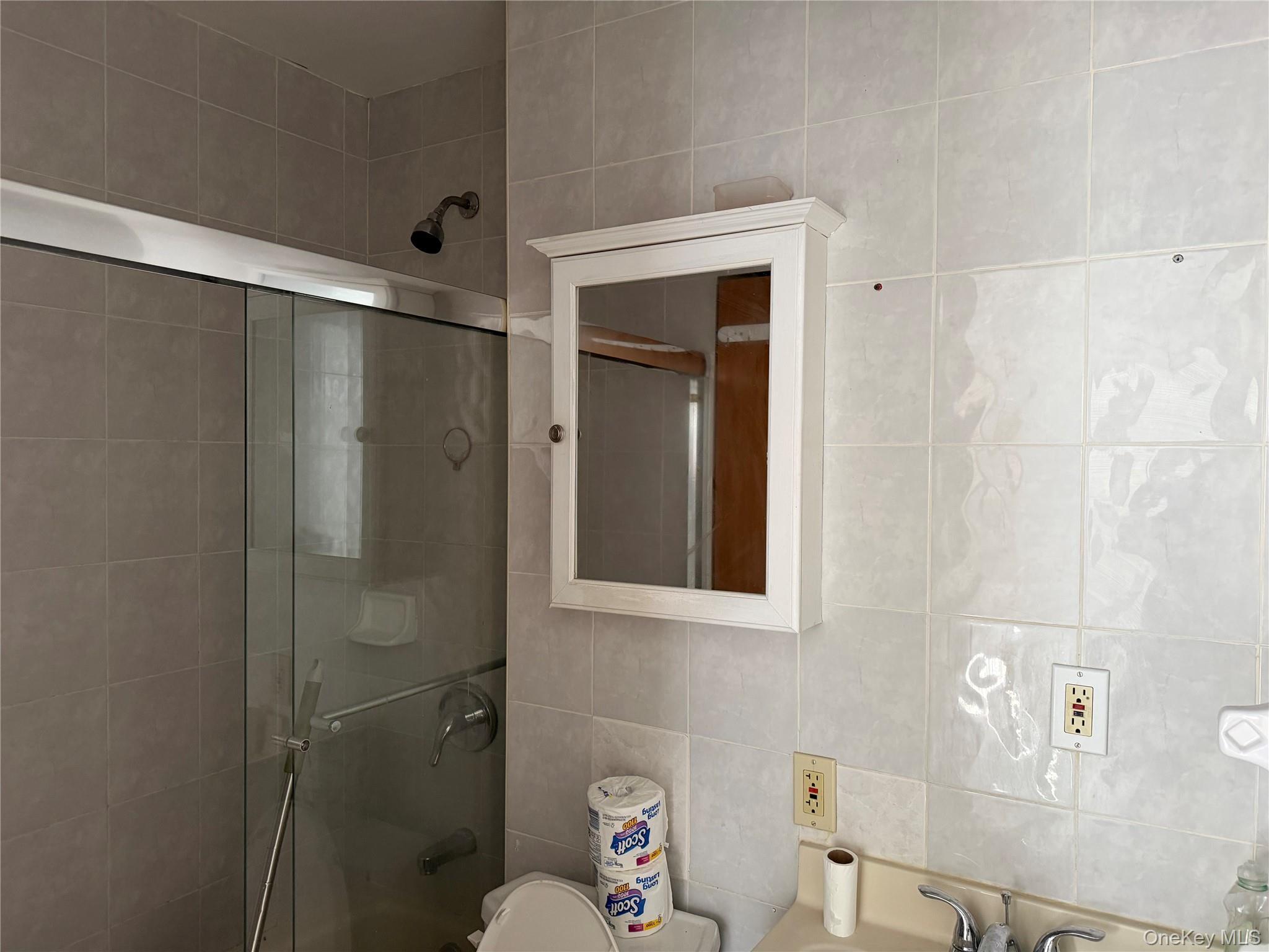 Single Family 69th  Queens, NY 11377, MLS-972013-7