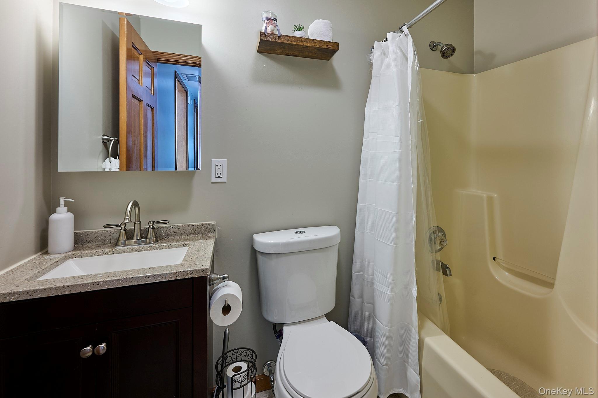 Single Family Pitio  Sullivan County, NY 12737, MLS-972038-21