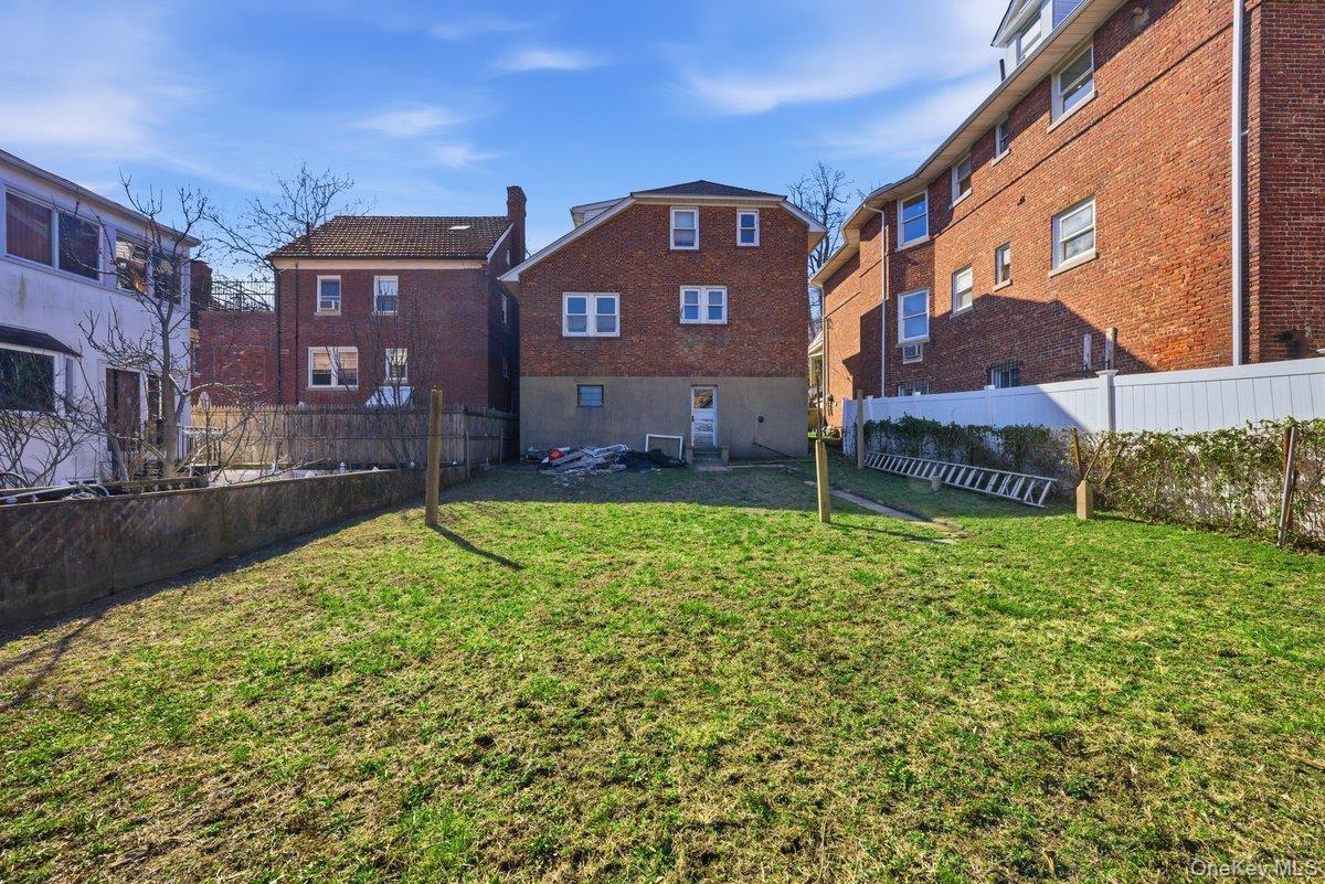 Single Family Sylvan  Bronx, NY 10471, MLS-972053-12