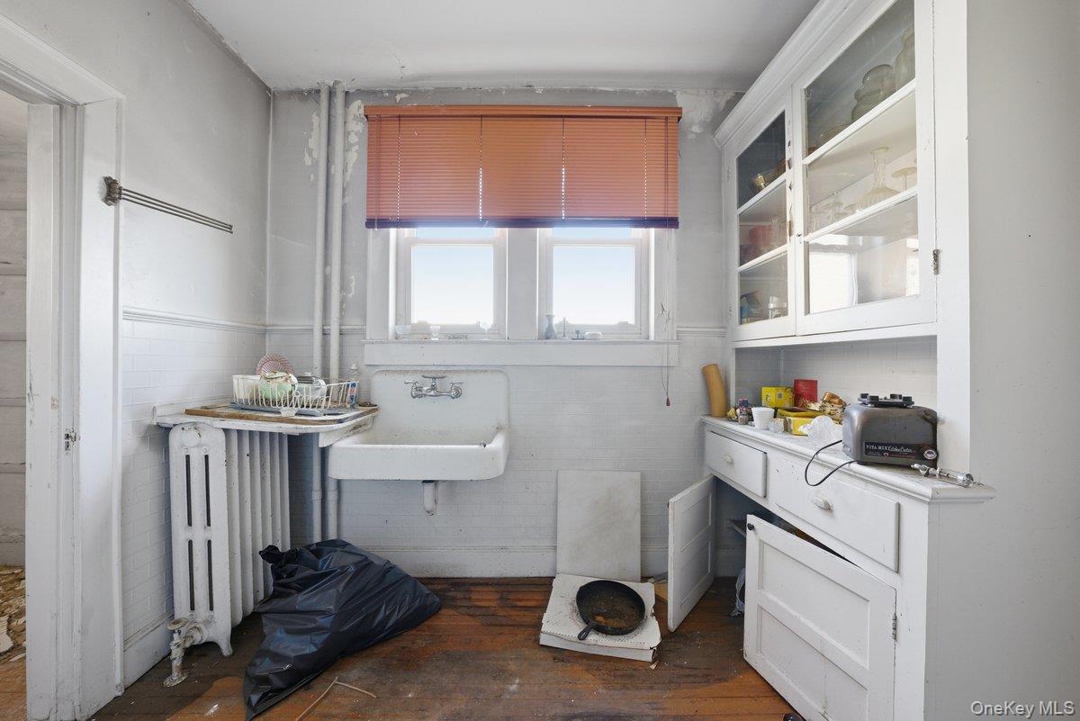 Single Family Sylvan  Bronx, NY 10471, MLS-972053-5