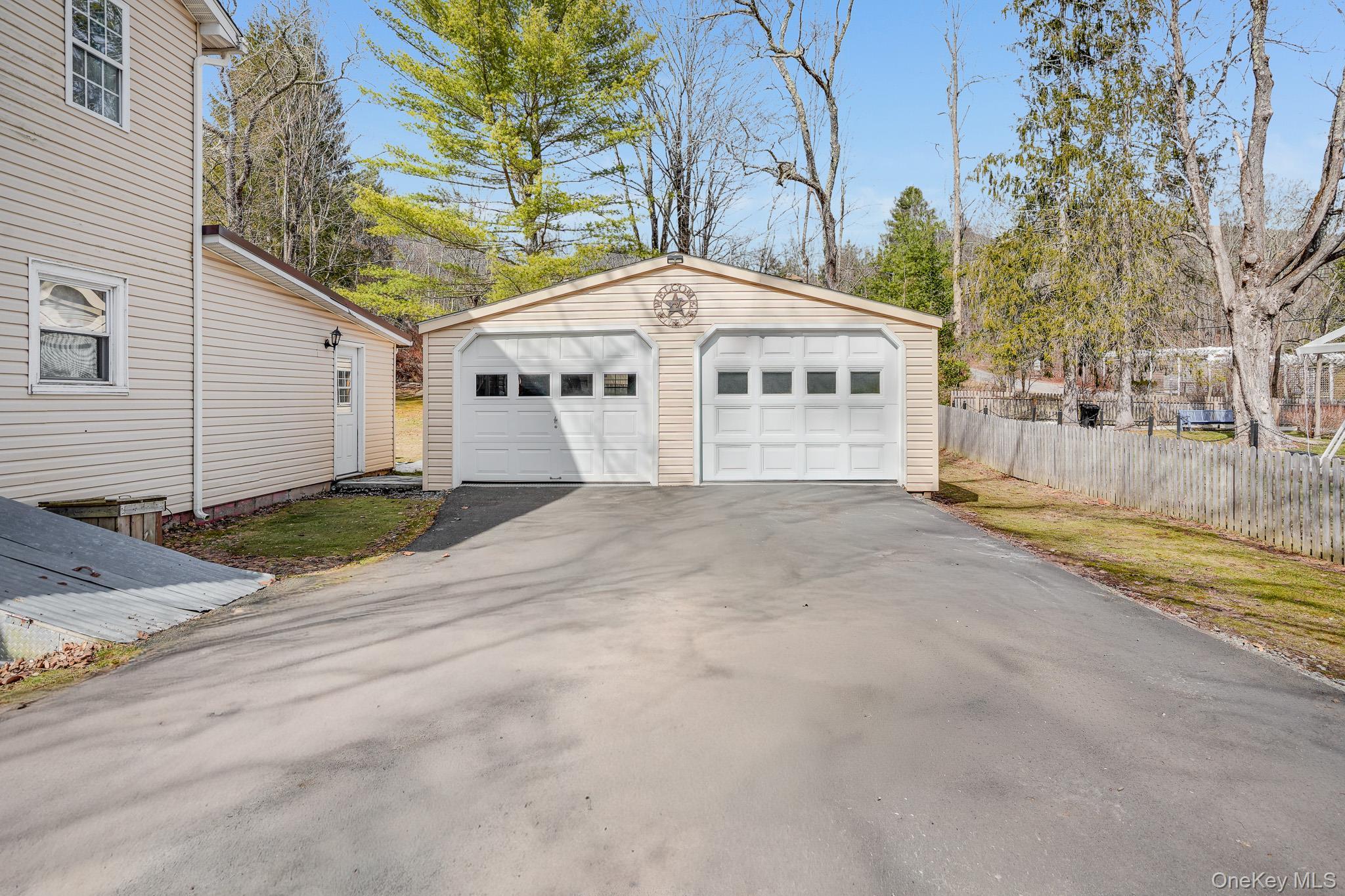 Single Family Gale  Sullivan County, NY 12762, MLS-972056-4