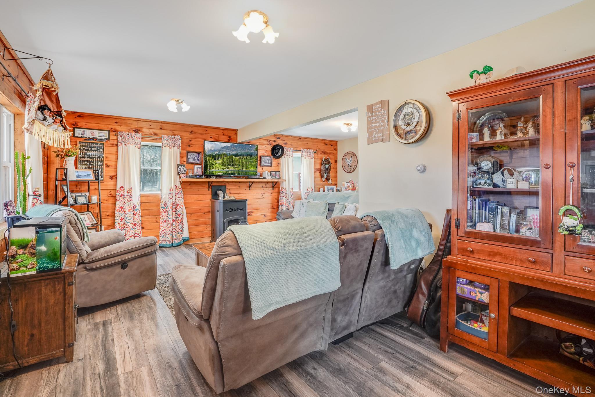 Single Family Gale  Sullivan County, NY 12762, MLS-972056-6