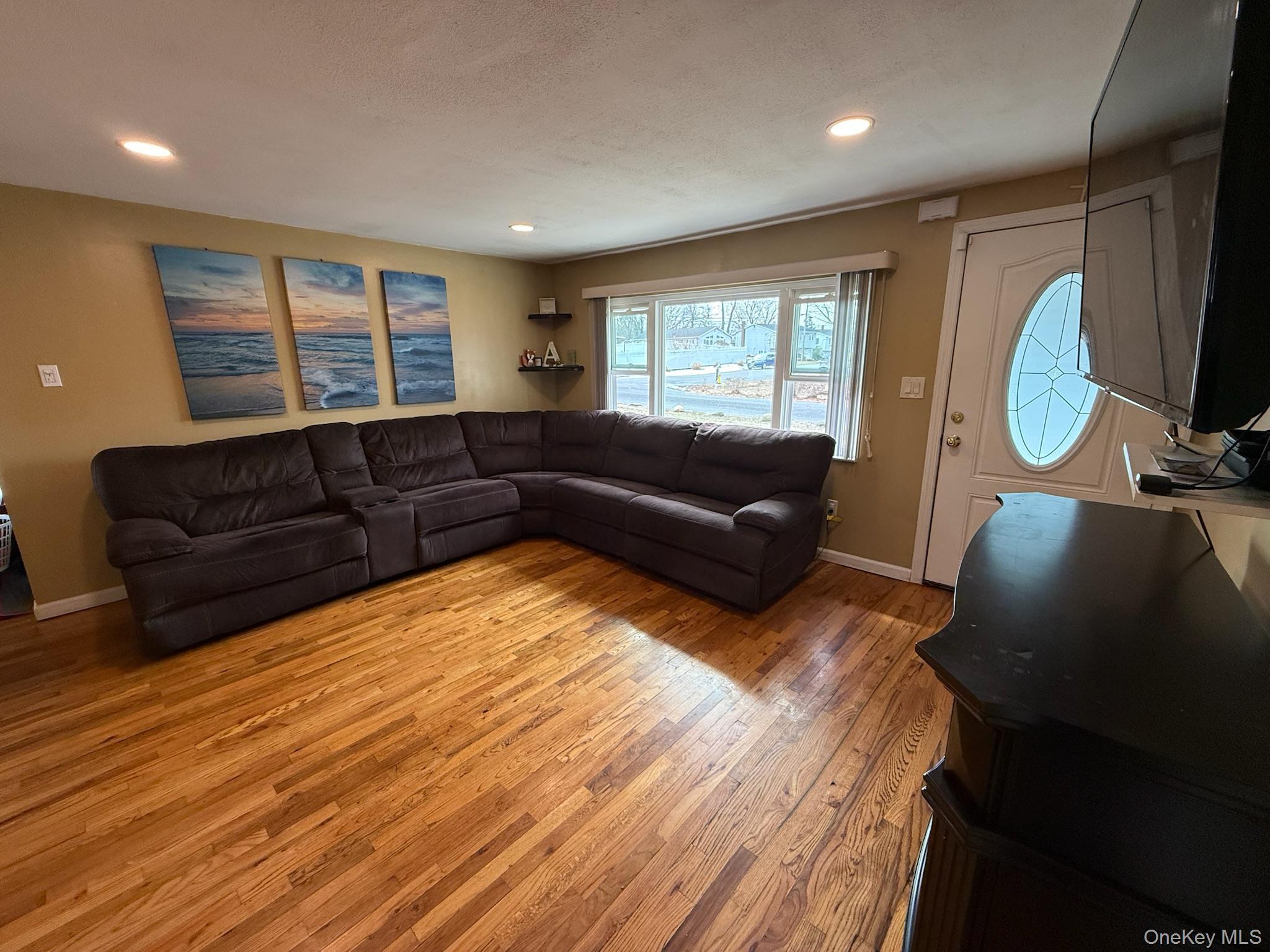 Single Family Port  Suffolk County, NY 11779, MLS-972077-6