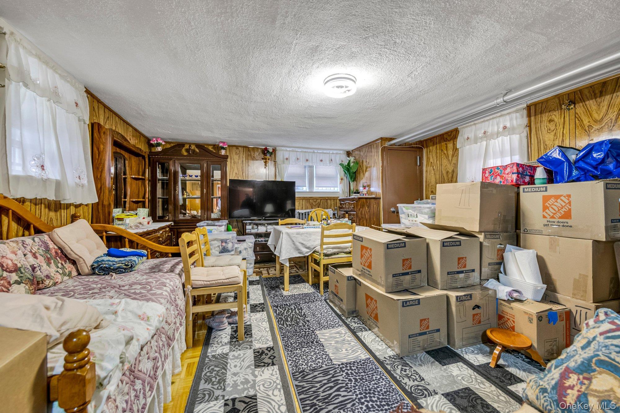 Single Family Colden  Bronx, NY 10462, MLS-972107-15