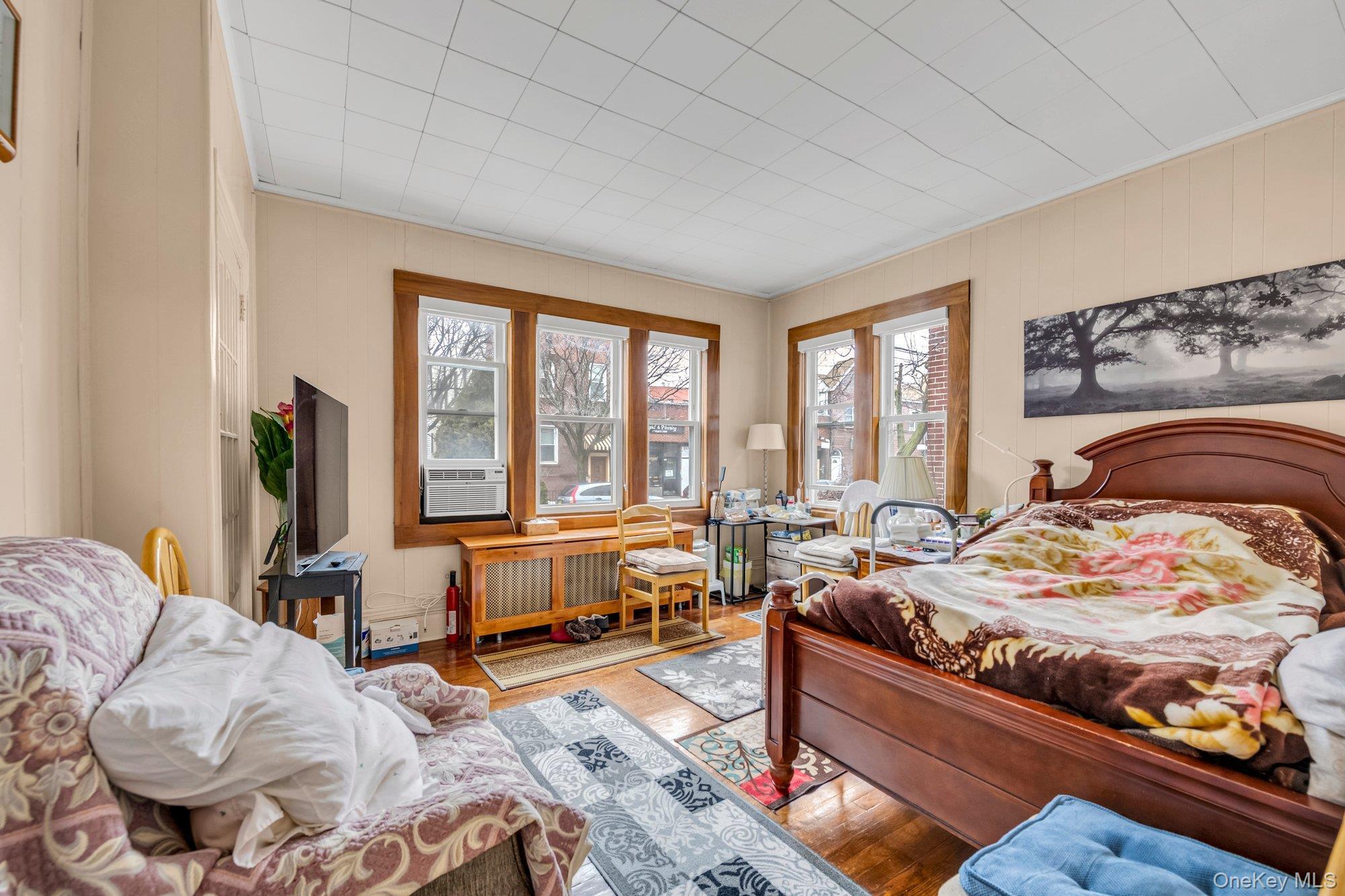 Single Family Colden  Bronx, NY 10462, MLS-972107-9