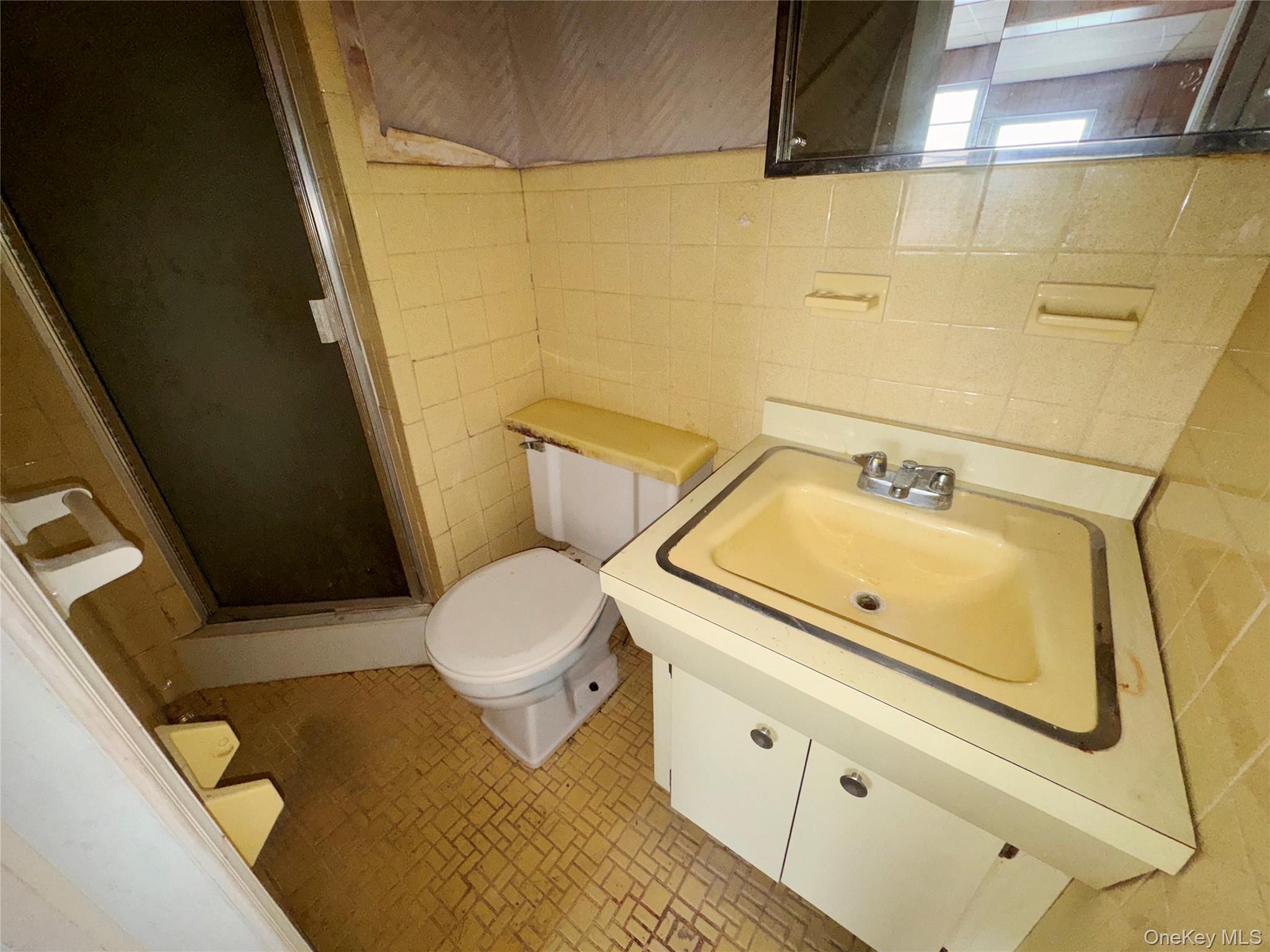 Single Family Vermont  Suffolk County, NY 11704, MLS-972122-12