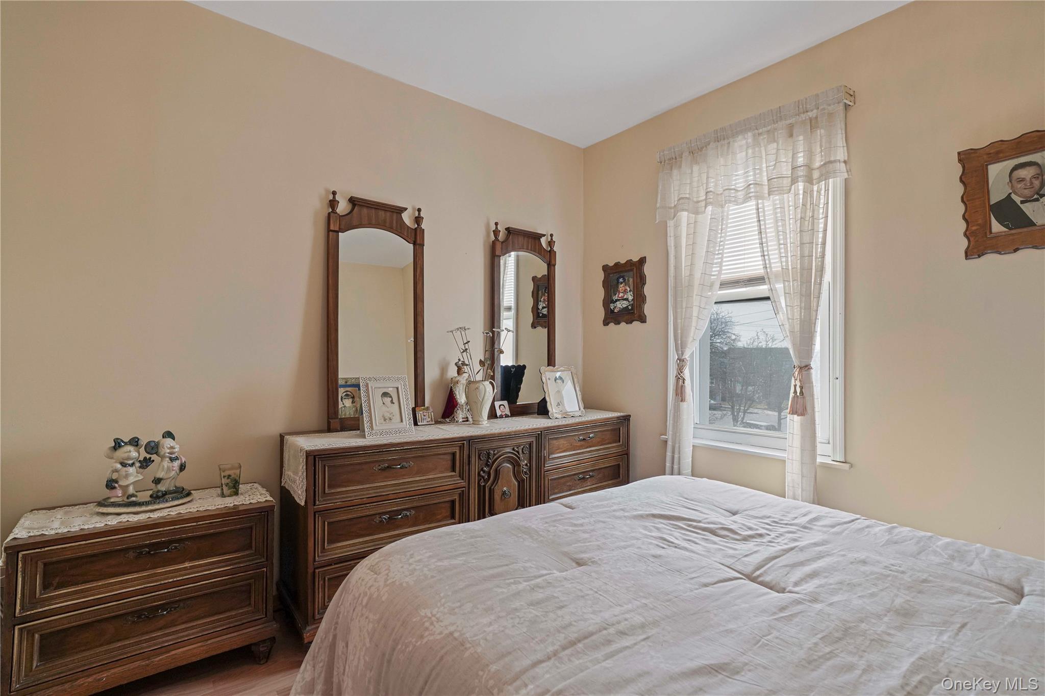 Single Family 115th  Queens, NY 11420, MLS-972131-22