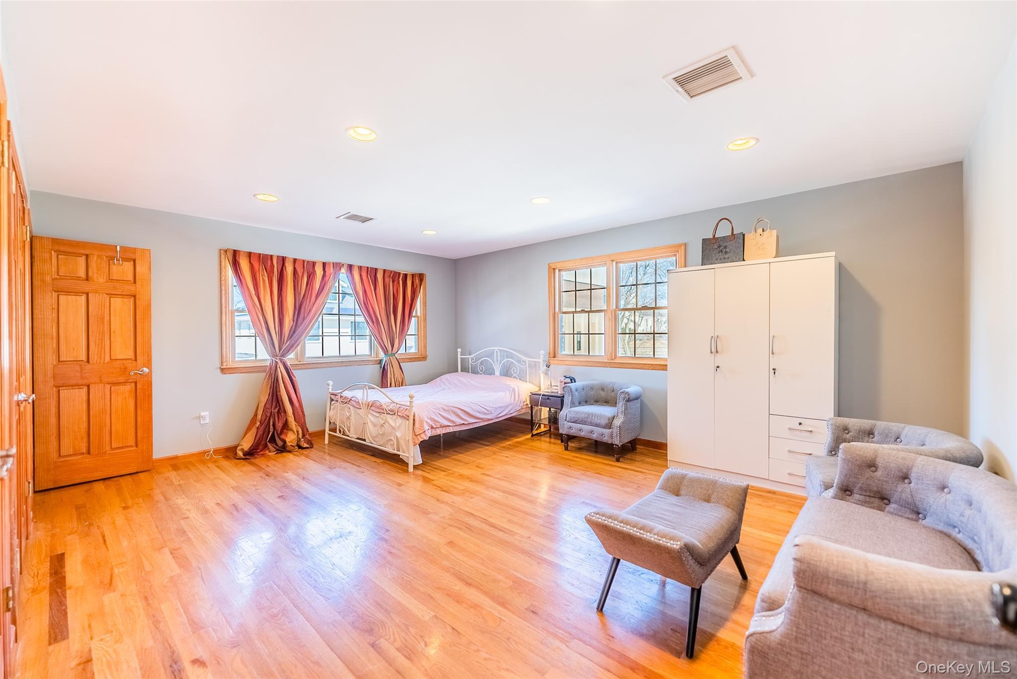 Single Family 244th Queens, NY 11362, MLS-972185-17