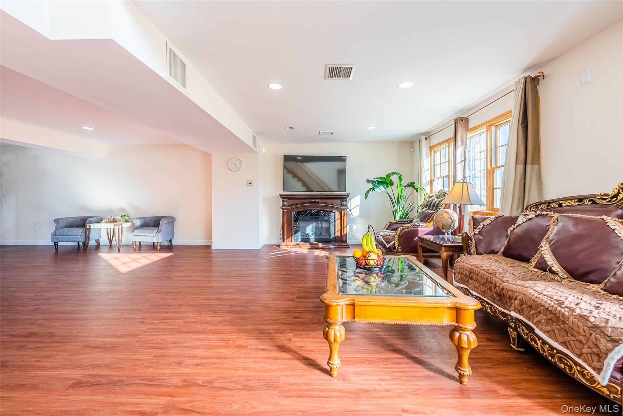 Single Family 244th Queens, NY 11362, MLS-972185-5