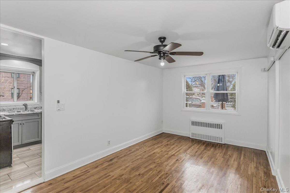 Apartment Avenue J  Brooklyn, NY 11236, MLS-972196-4