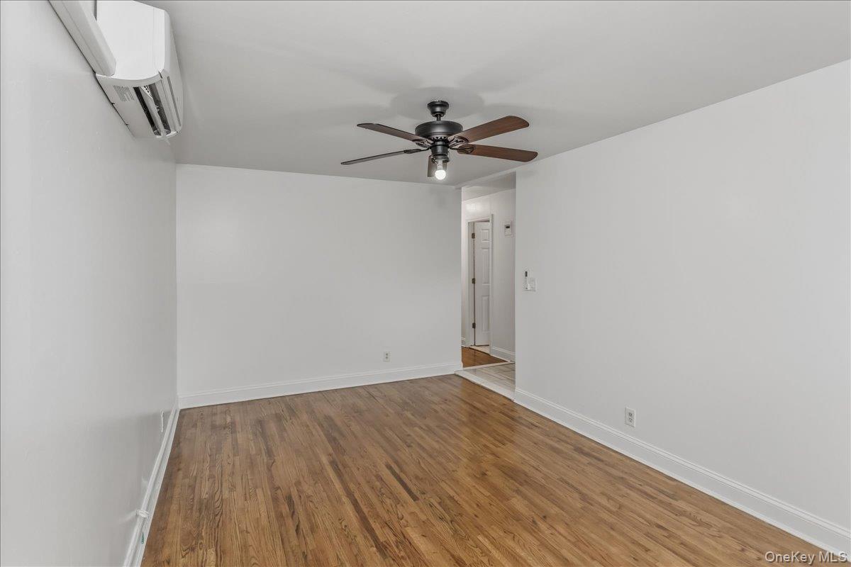 Apartment Avenue J  Brooklyn, NY 11236, MLS-972196-9
