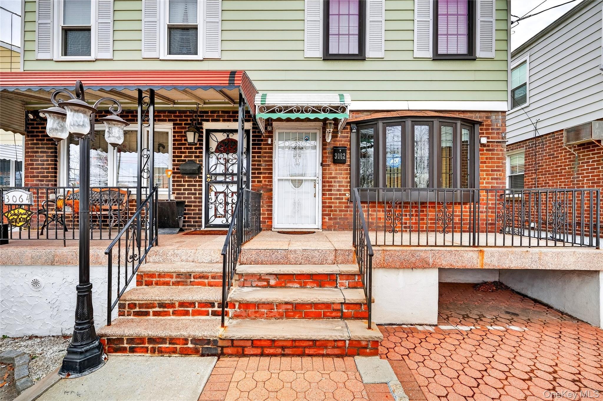 Single Family Harding  Bronx, NY 10465, MLS-972208-2