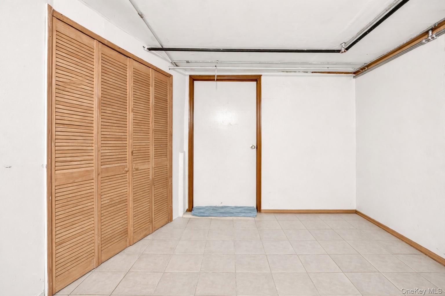 Single Family Harding  Bronx, NY 10465, MLS-972208-29