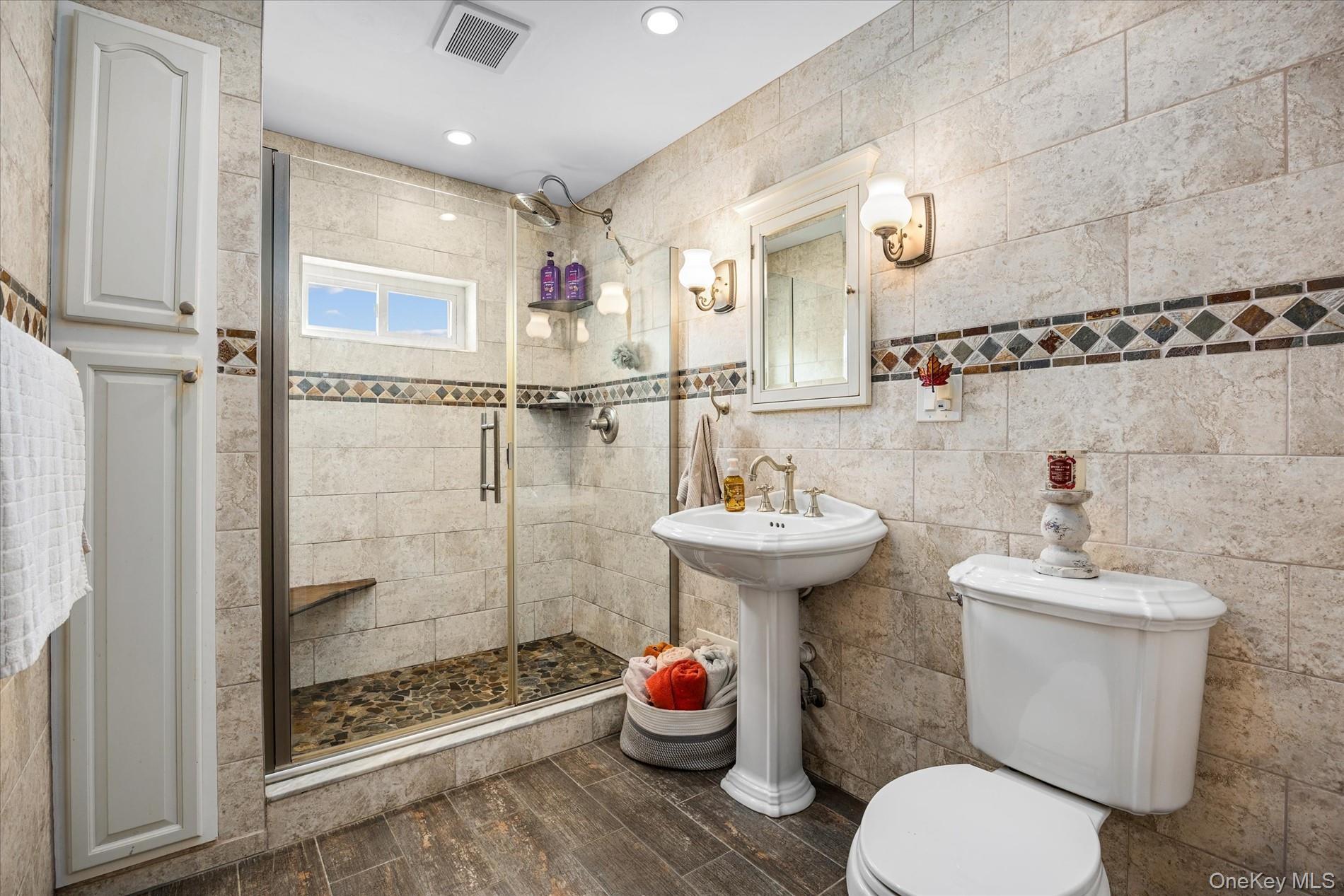 Single Family 73rd  Queens, NY 11385, MLS-972219-25