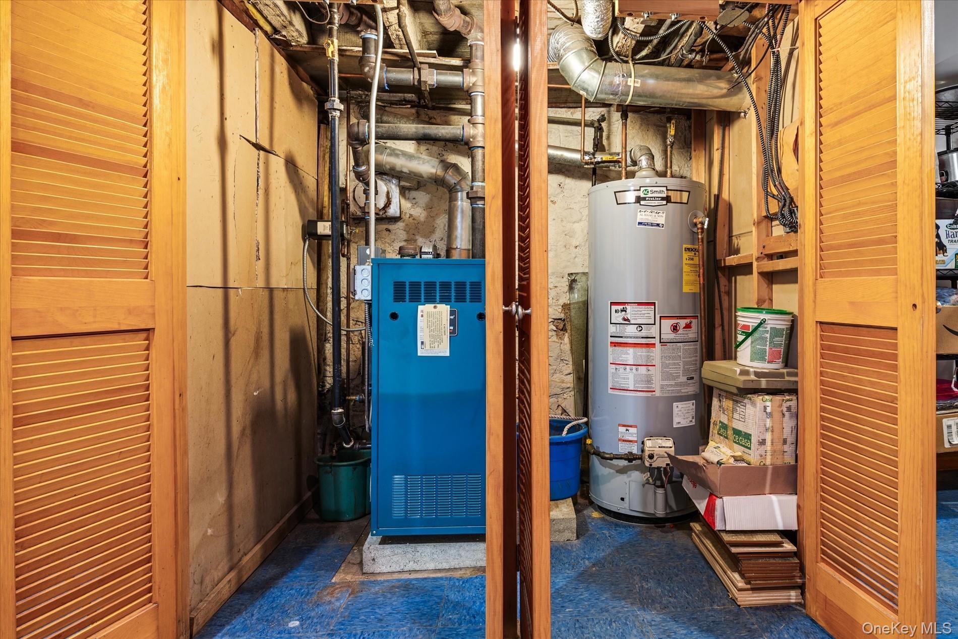 Single Family 73rd  Queens, NY 11385, MLS-972219-30