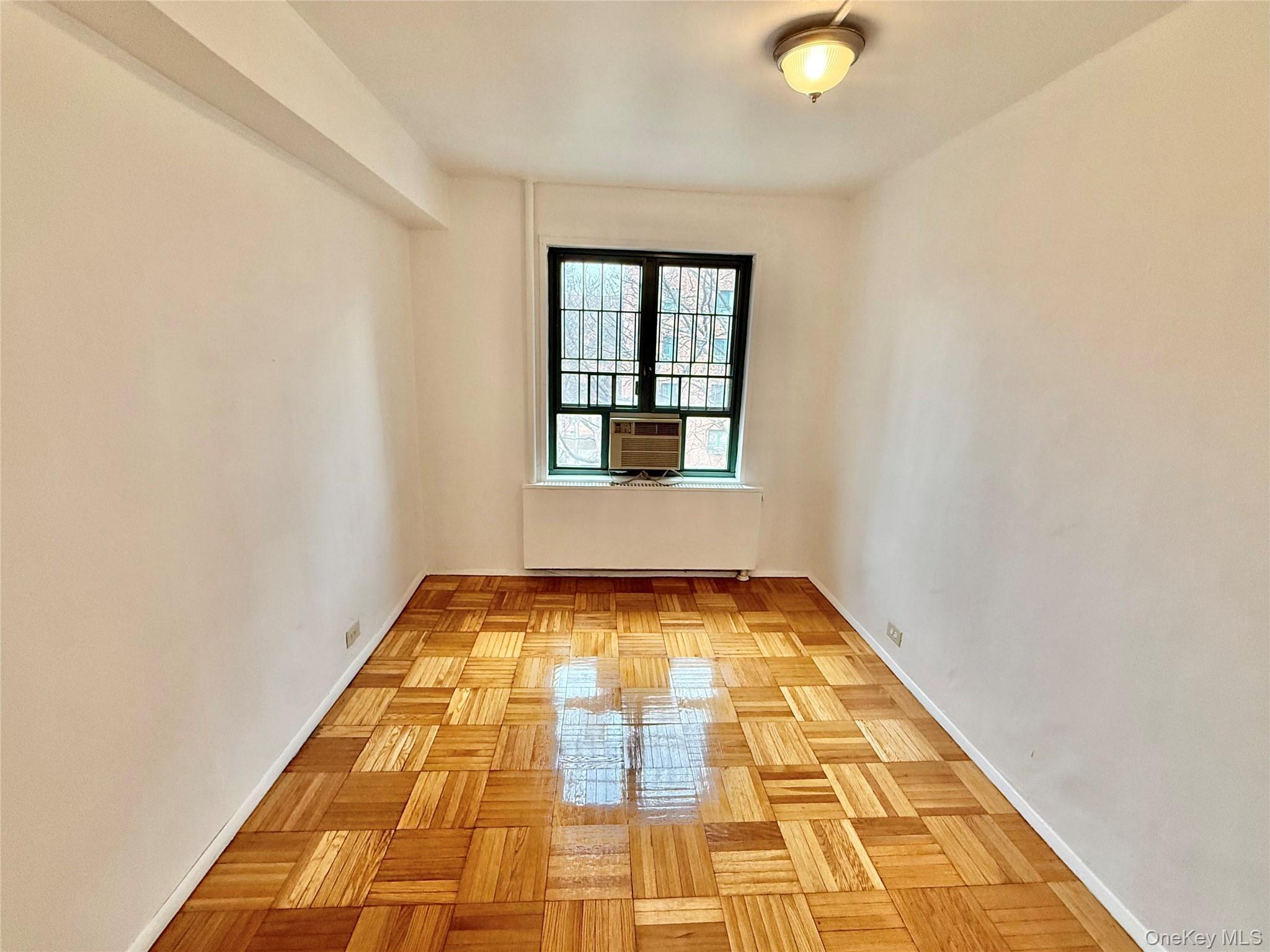 Condo Unionport  Bronx, NY 10462, MLS-972220-11