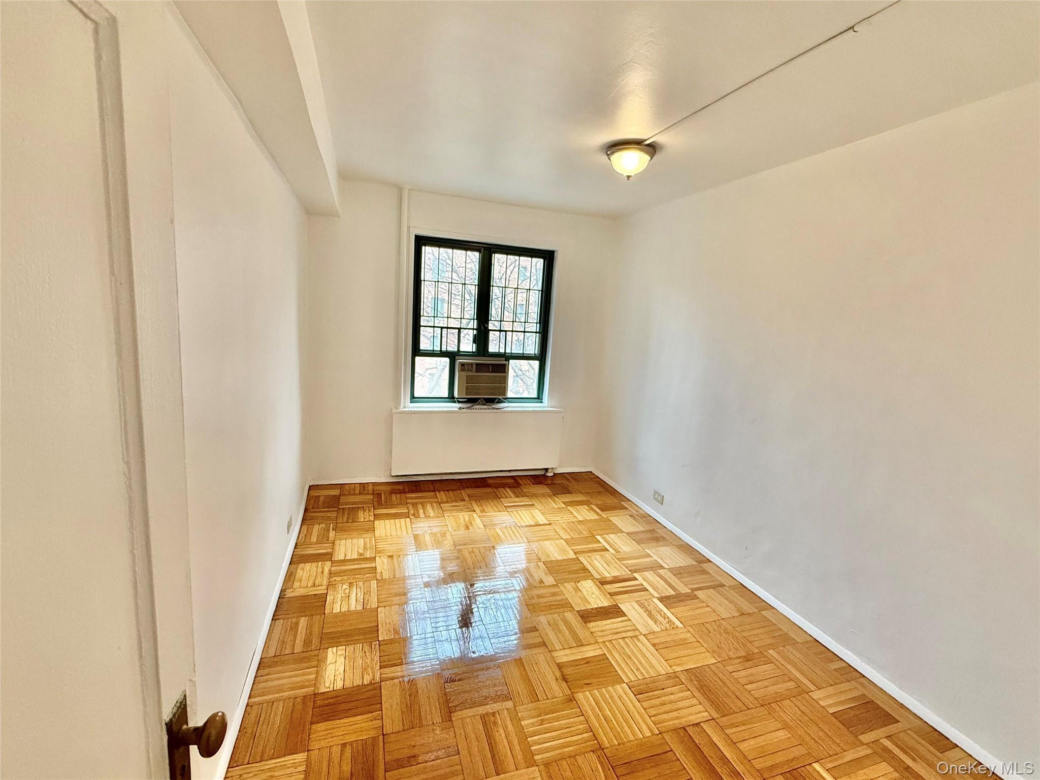 Condo Unionport  Bronx, NY 10462, MLS-972220-16