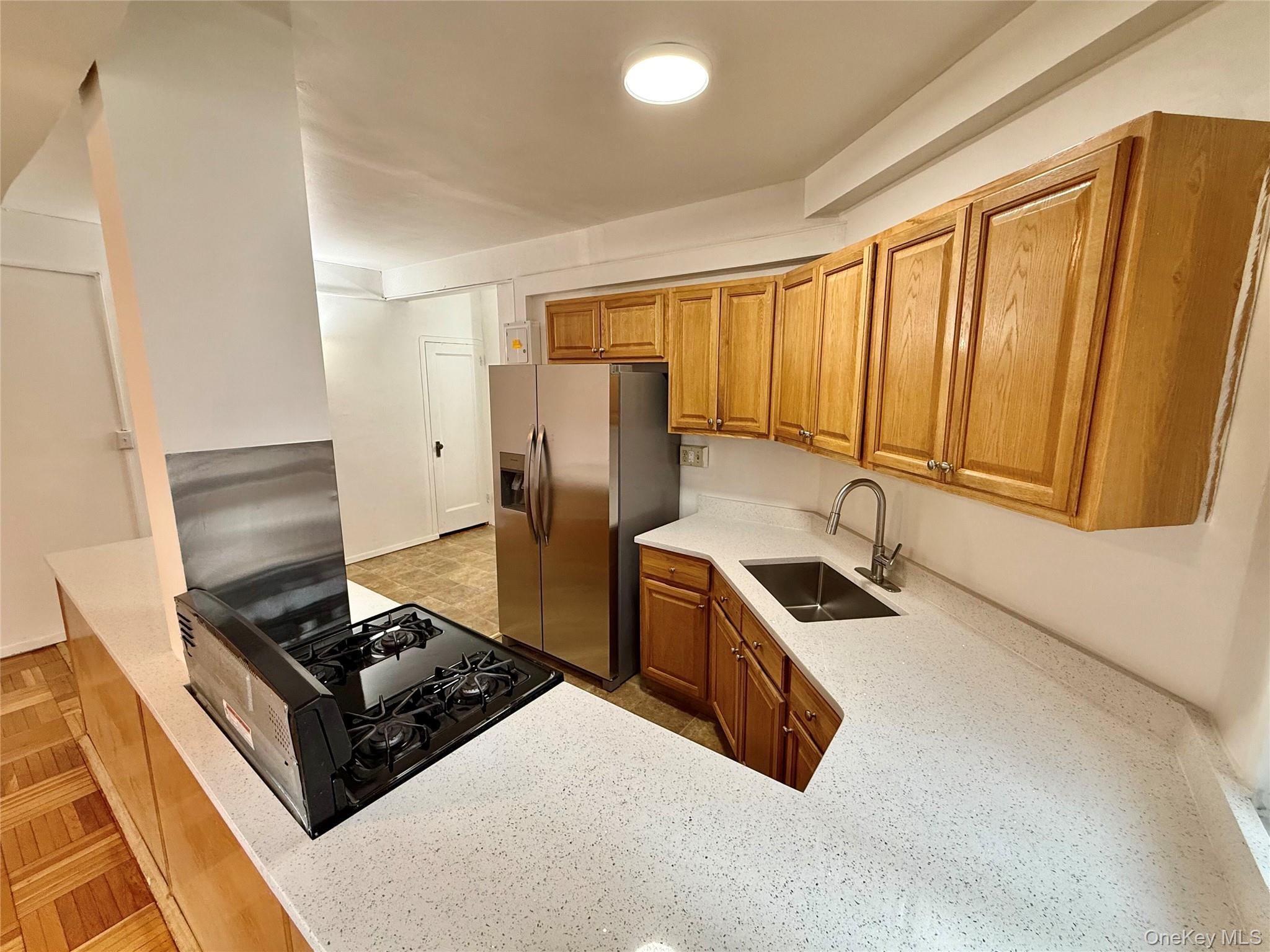 Condo Unionport  Bronx, NY 10462, MLS-972220-5