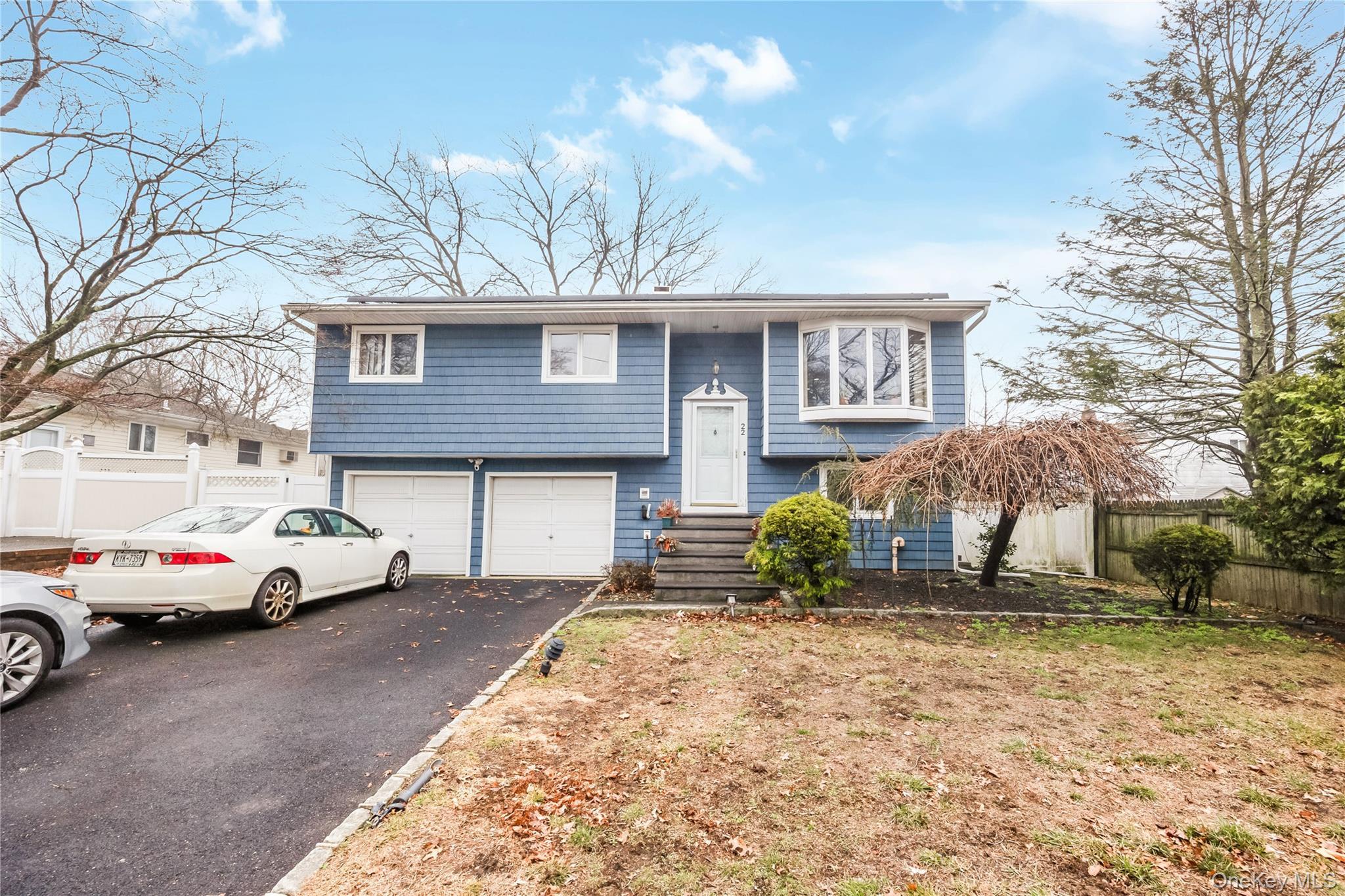 Single Family 3rd  Suffolk County, NY 11779, MLS-972226-2