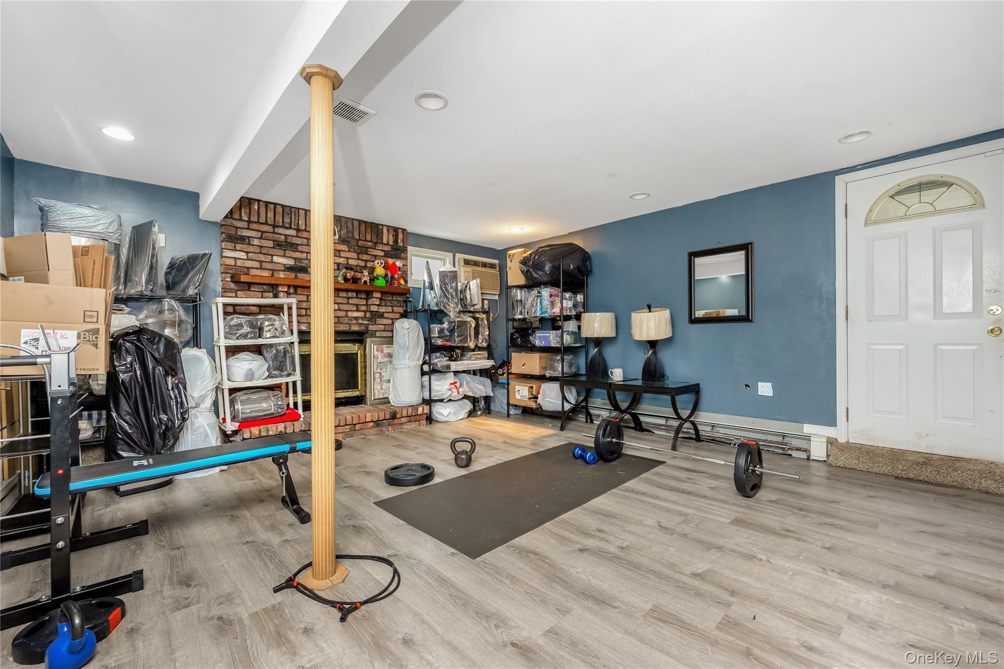 Single Family 3rd  Suffolk County, NY 11779, MLS-972226-25