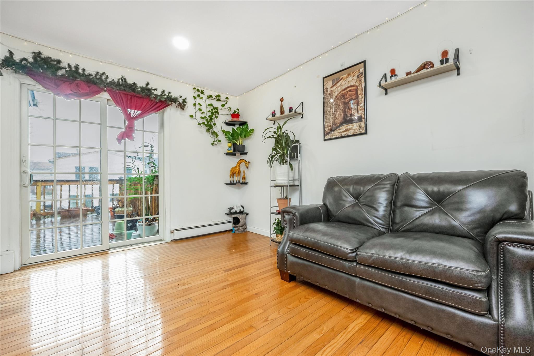 Single Family 3rd  Suffolk County, NY 11779, MLS-972226-6