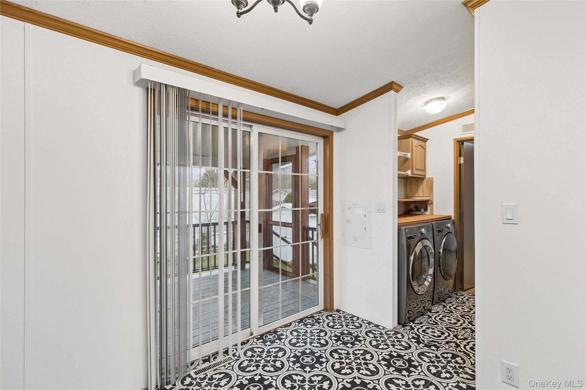 Single Family Hubbard Ave #5  Suffolk County, NY 11901, MLS-972229-19