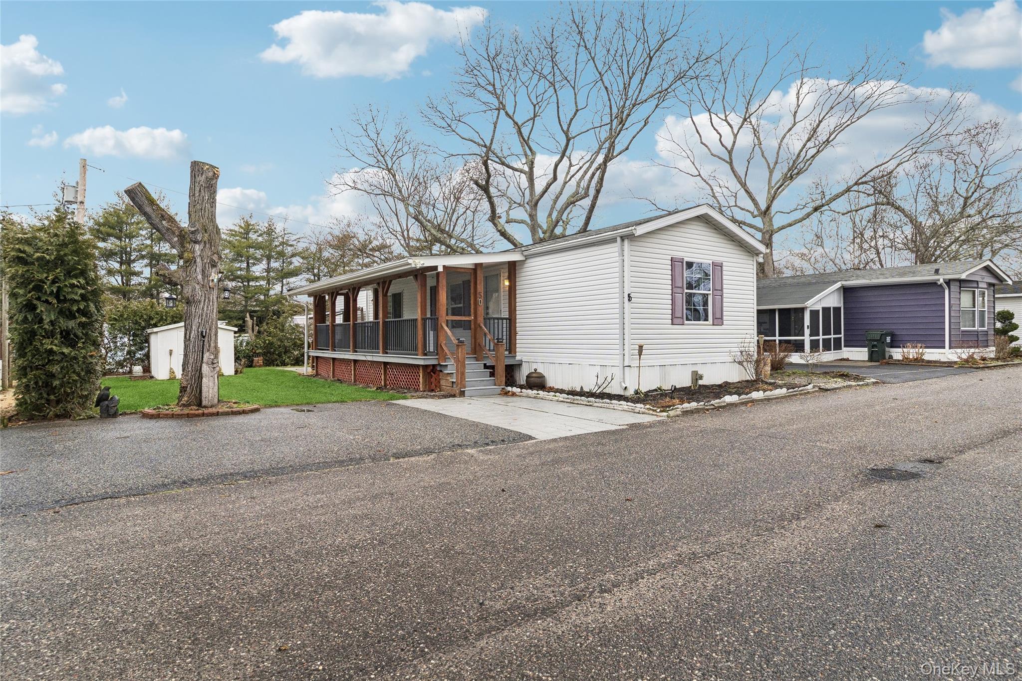 Single Family Hubbard Ave #5  Suffolk County, NY 11901, MLS-972229-30